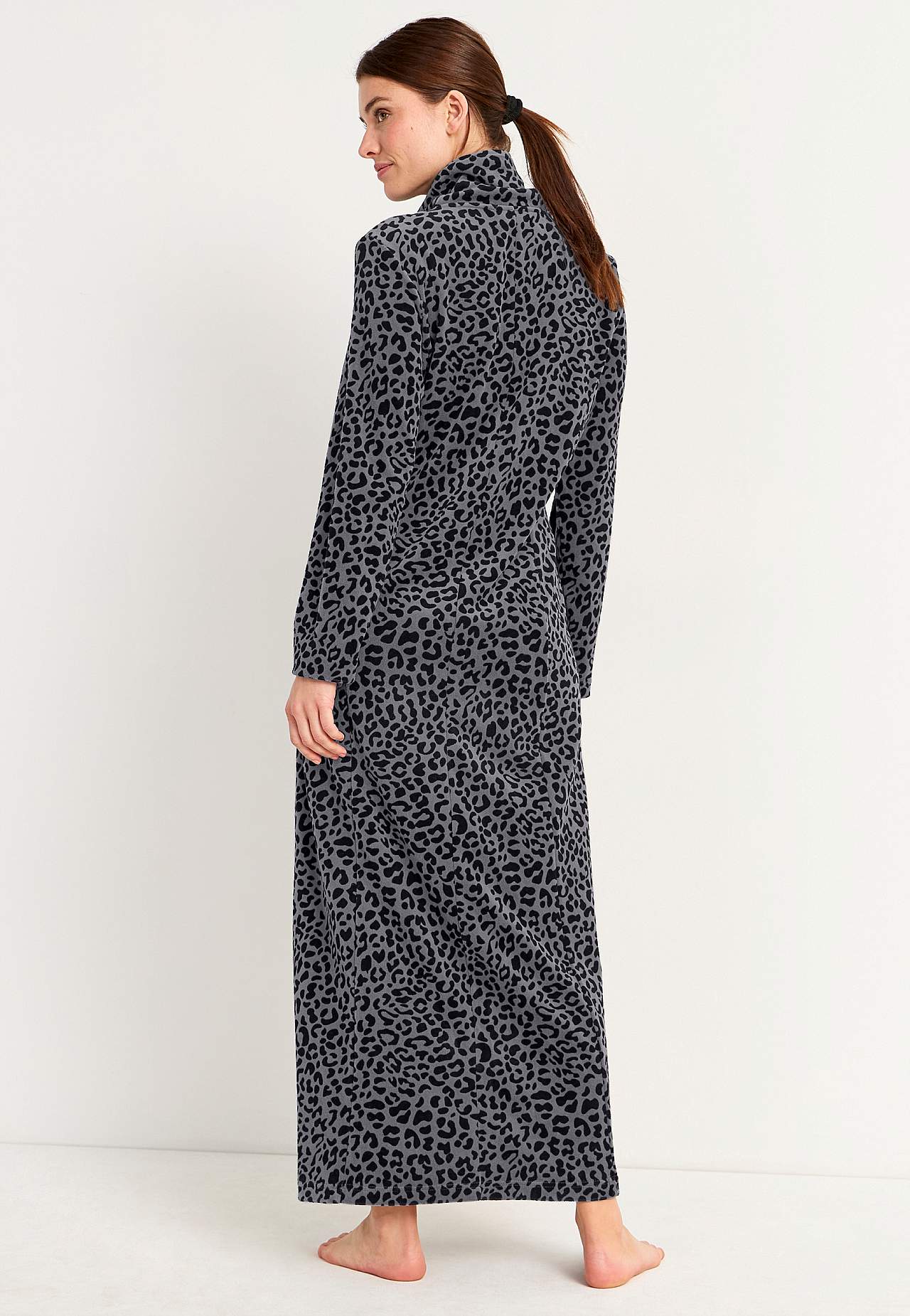 Velour, long robe