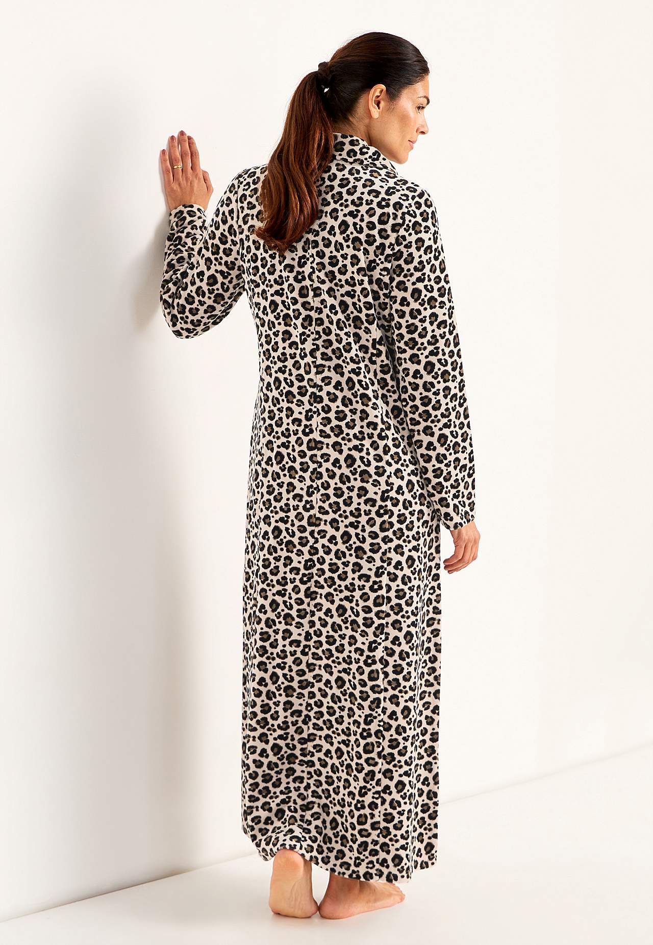 Velour, long robe Wilma