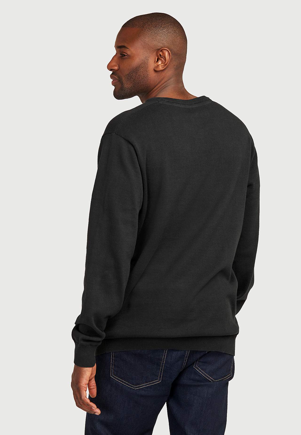 Long-sleeved jumper with v neckline