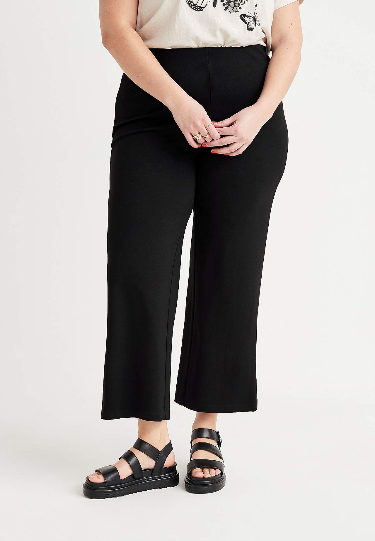 Culotte trousers in firm tricot