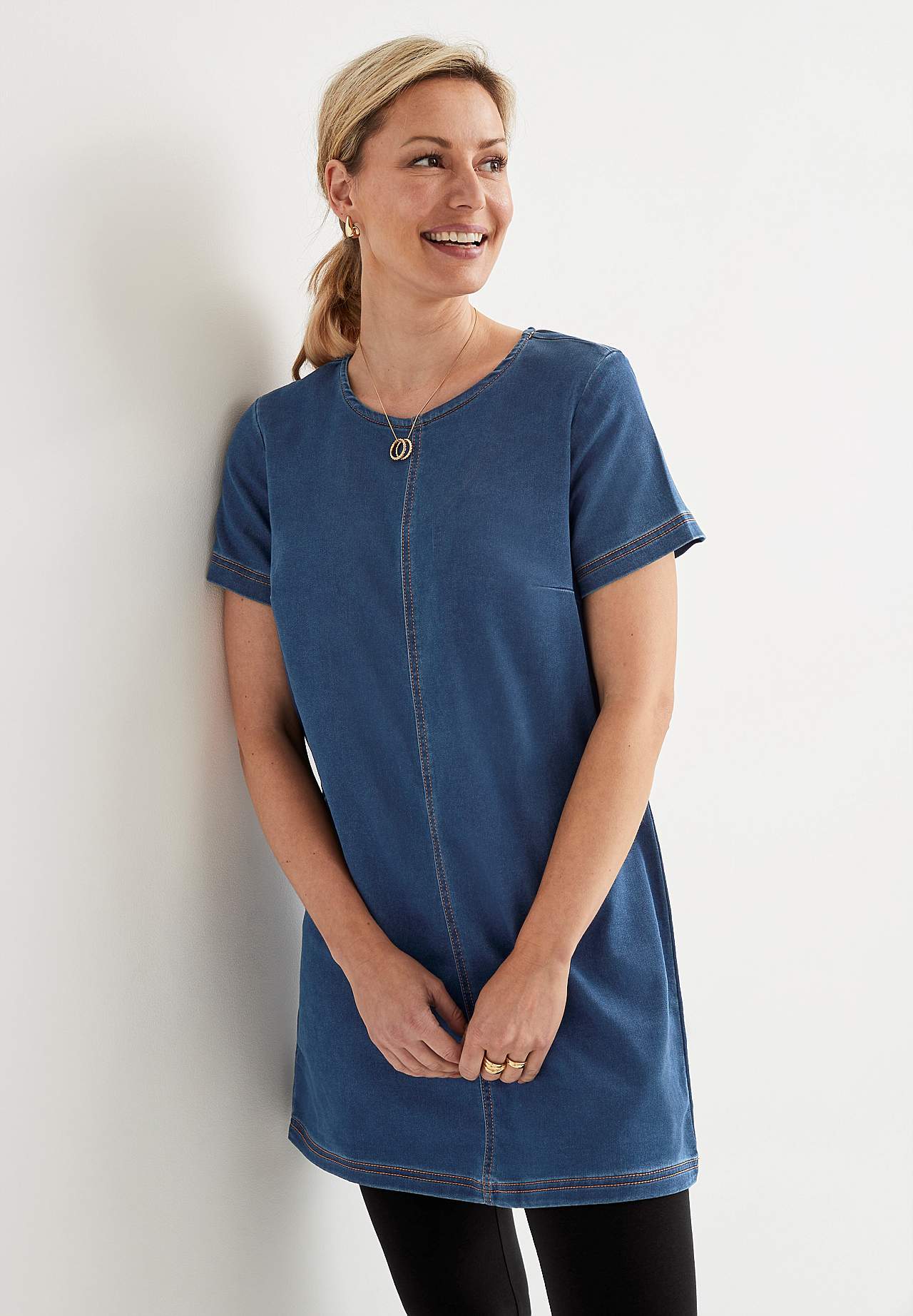 Short-sleeved denim tunic