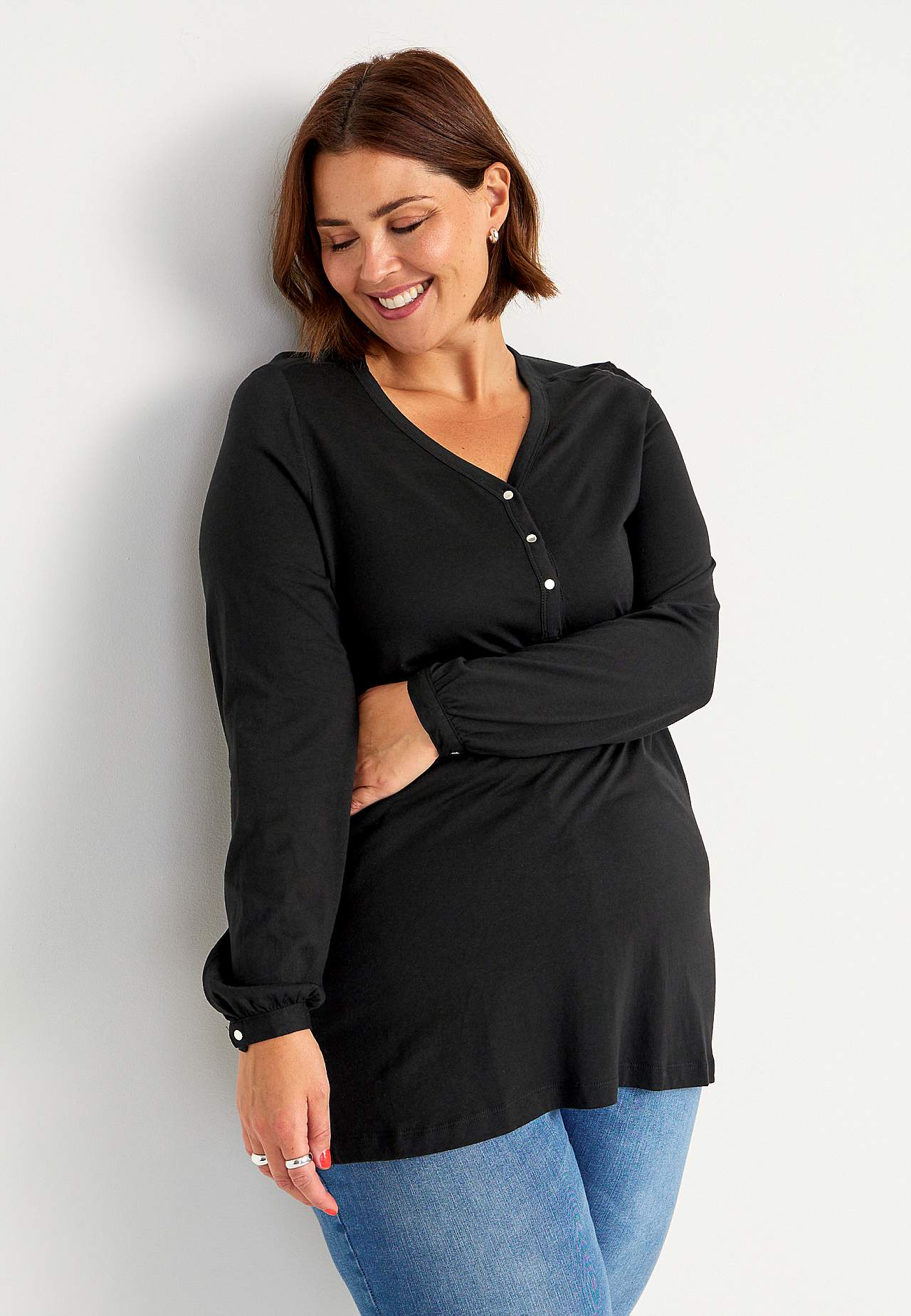 Jersey tuniq with v-neck cut