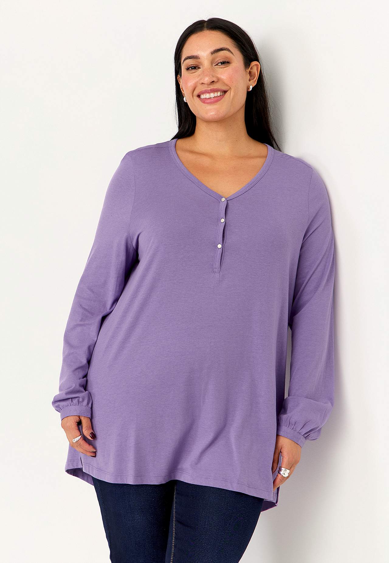 Jersey tuniq with v-neck cut
