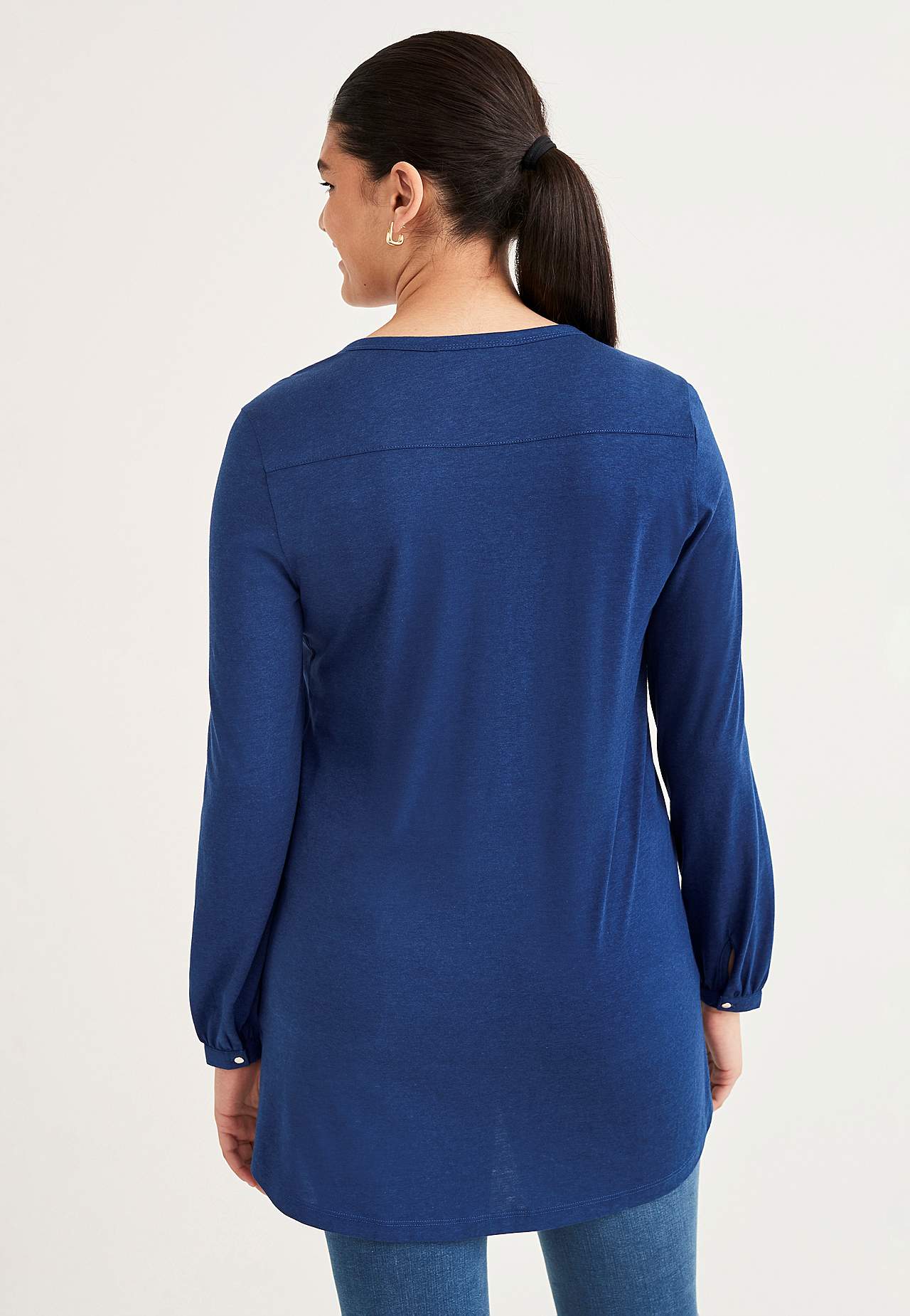 Jersey tuniq with v-neck cut