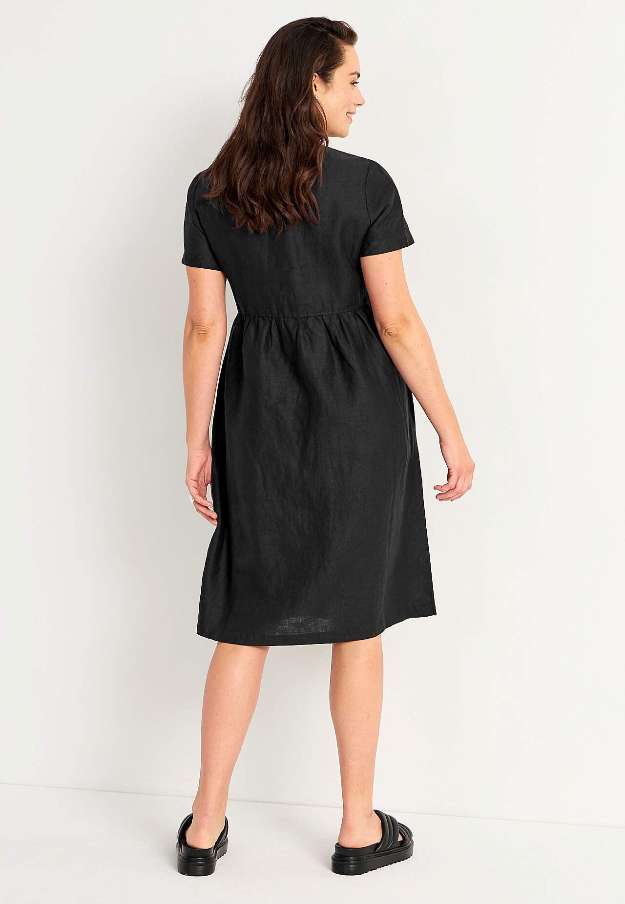 Linen Premium dress with short sleeve