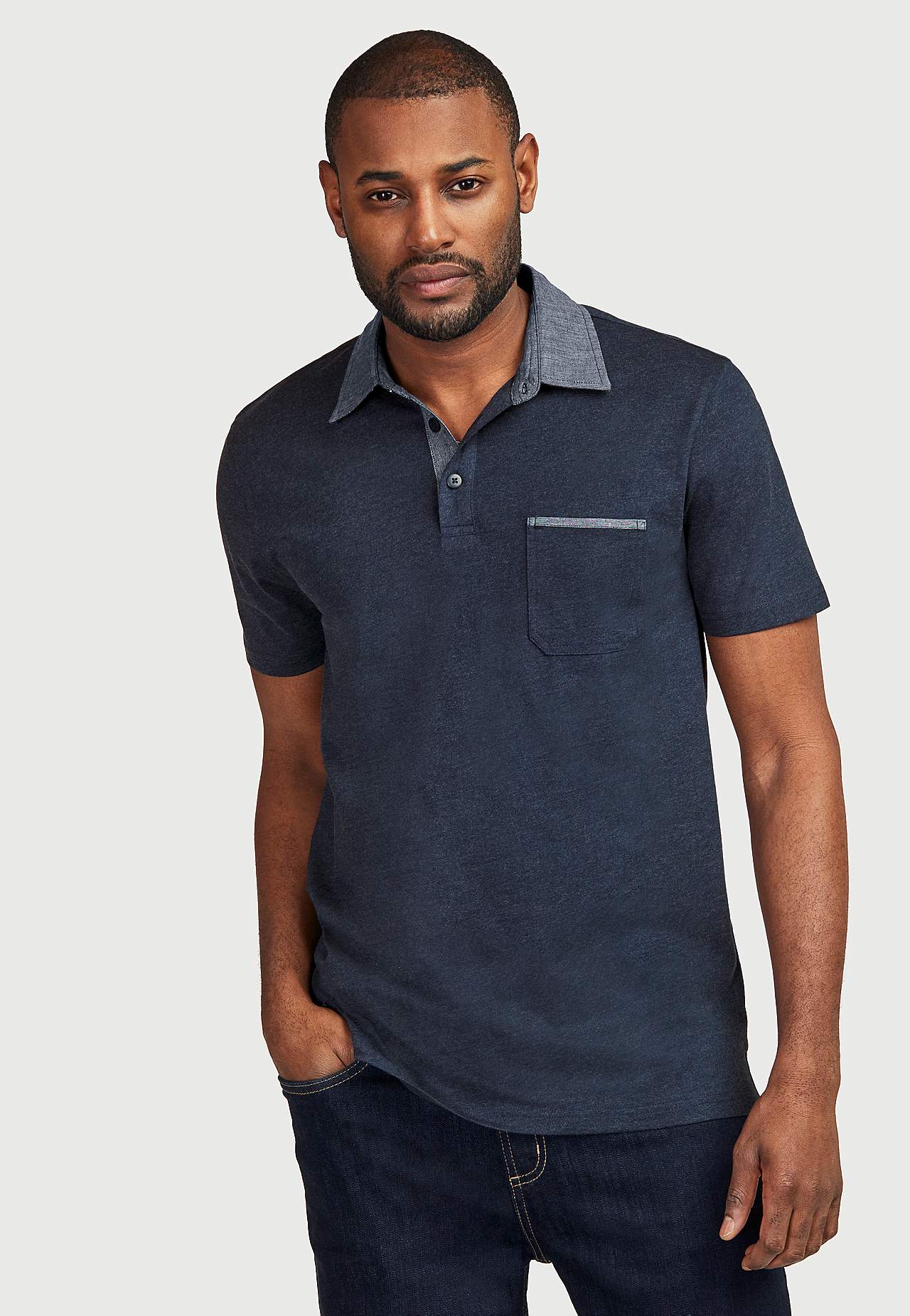 T-shirt with collar