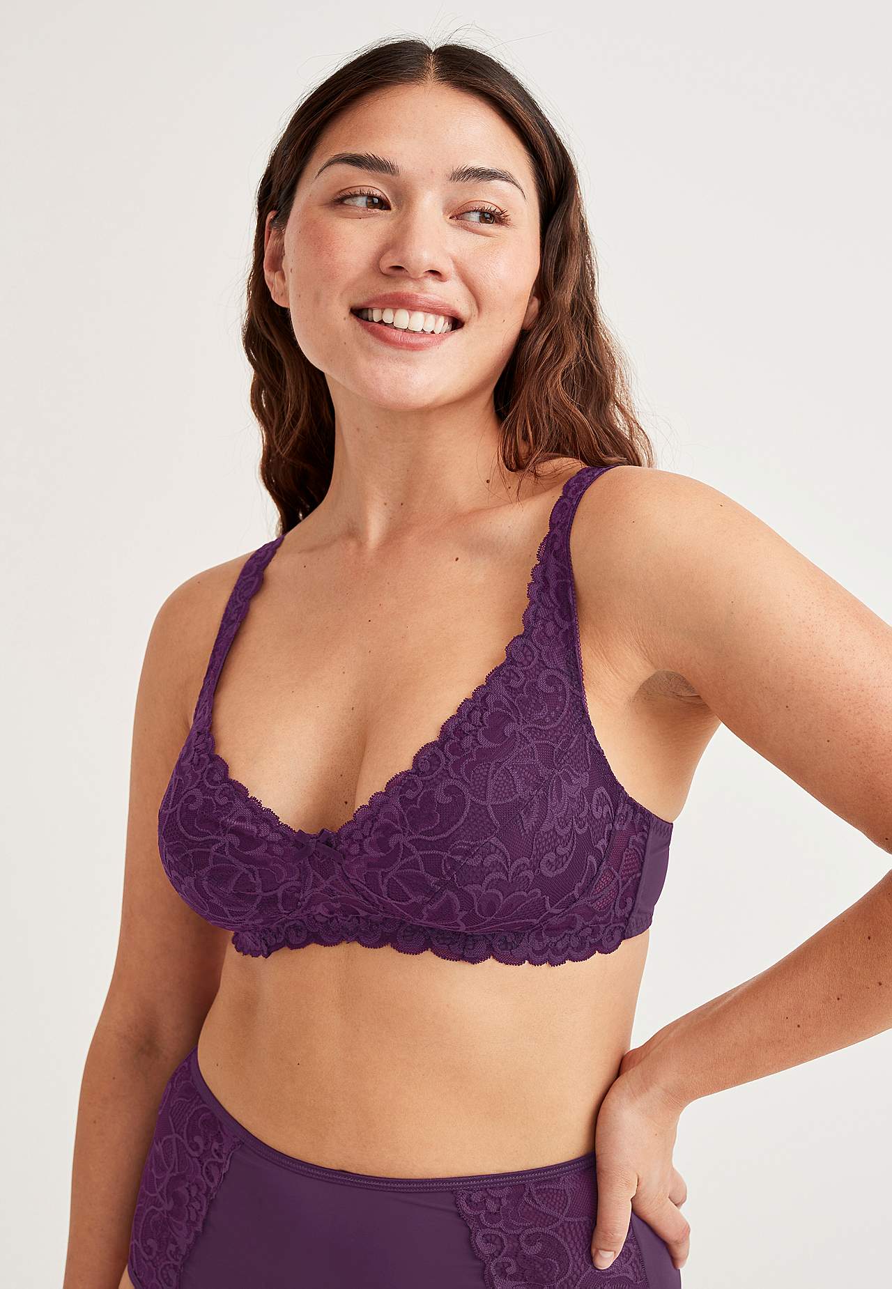 Lace bra without wire