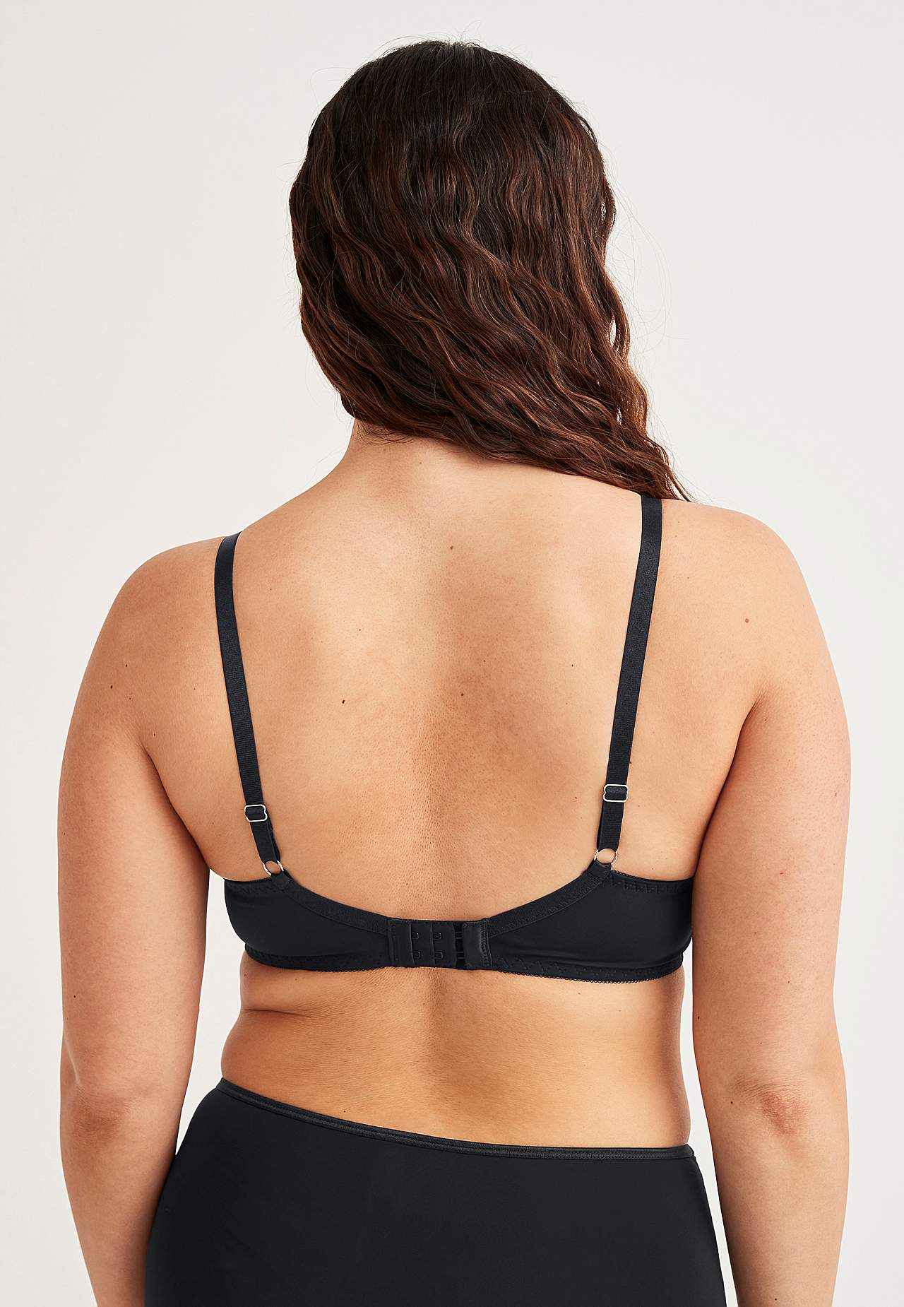 Underwired lace bra