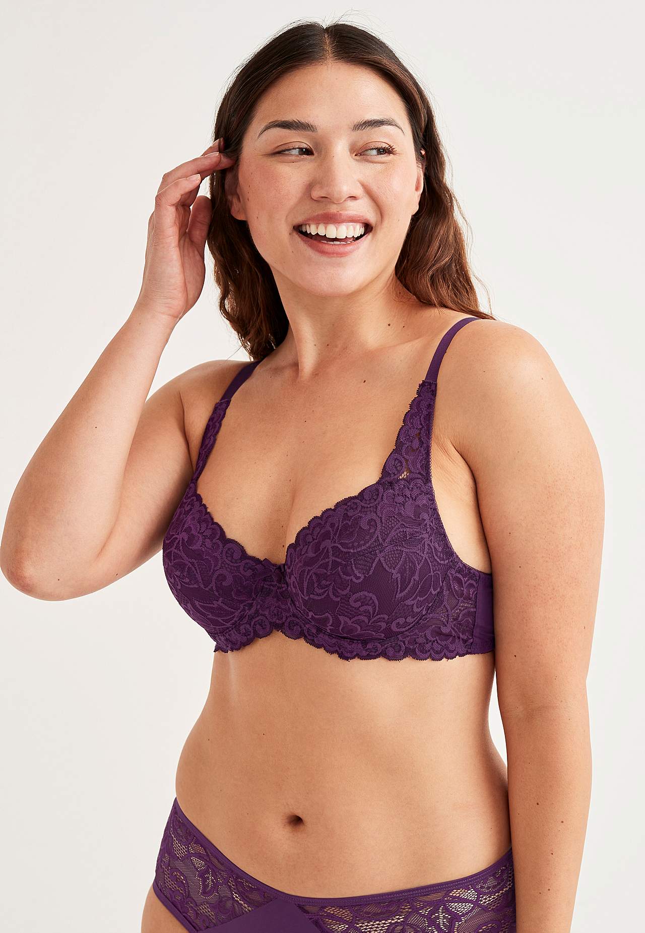 Underwired lace bra