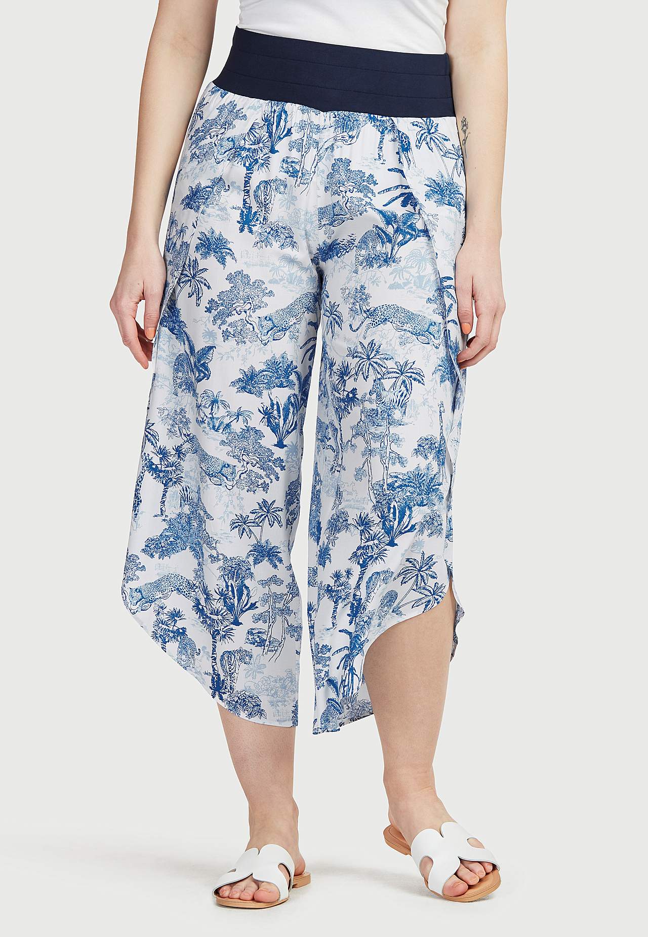 Patterned culotte trousers