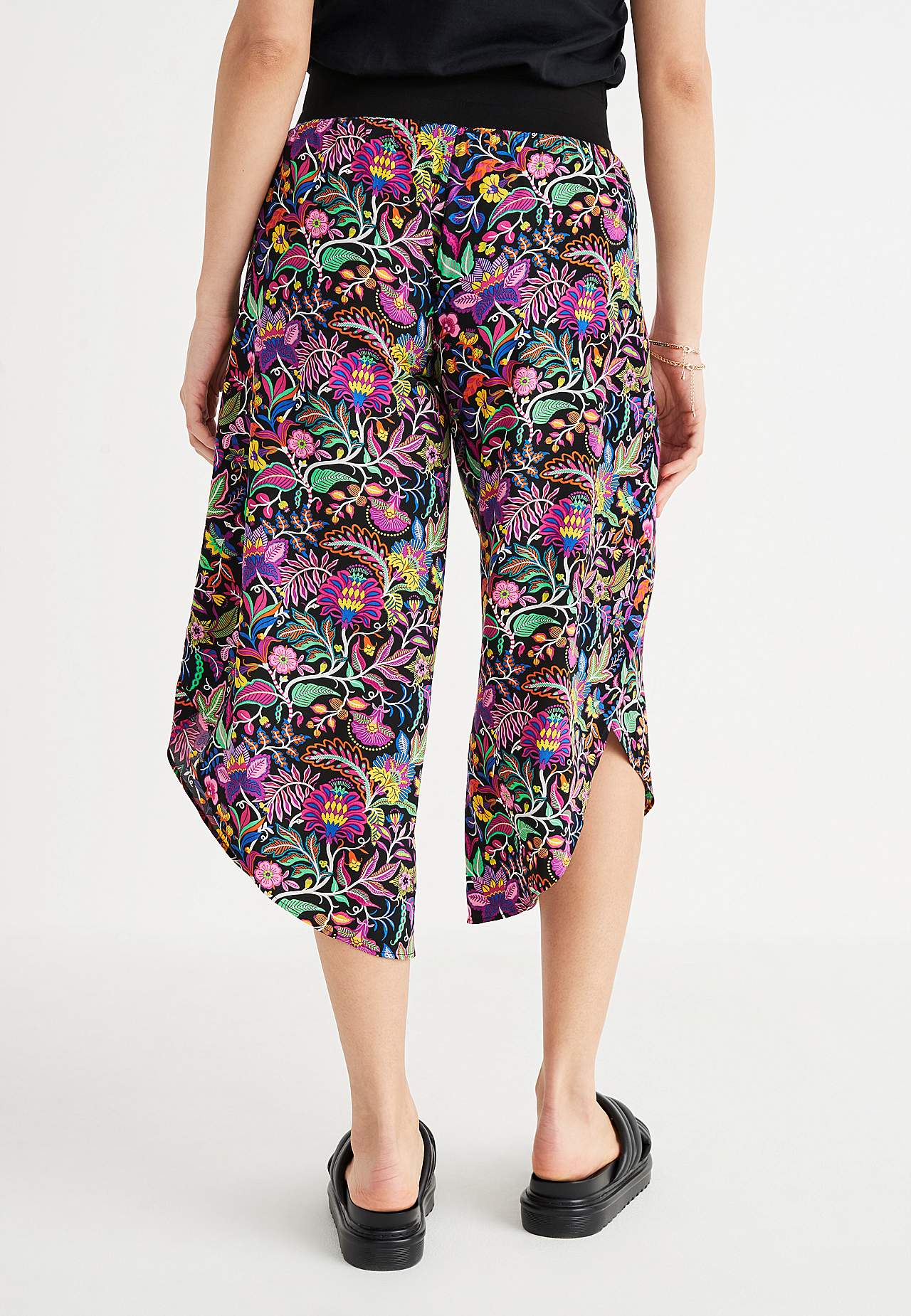 Patterned culotte trousers