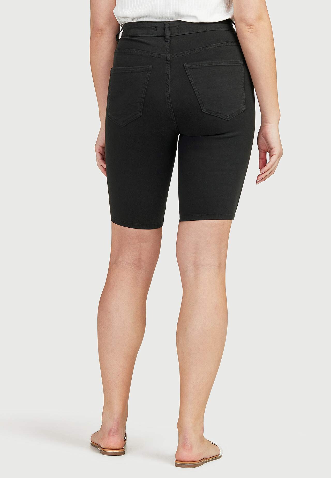 Stretchy denim shorts with long leg Ella