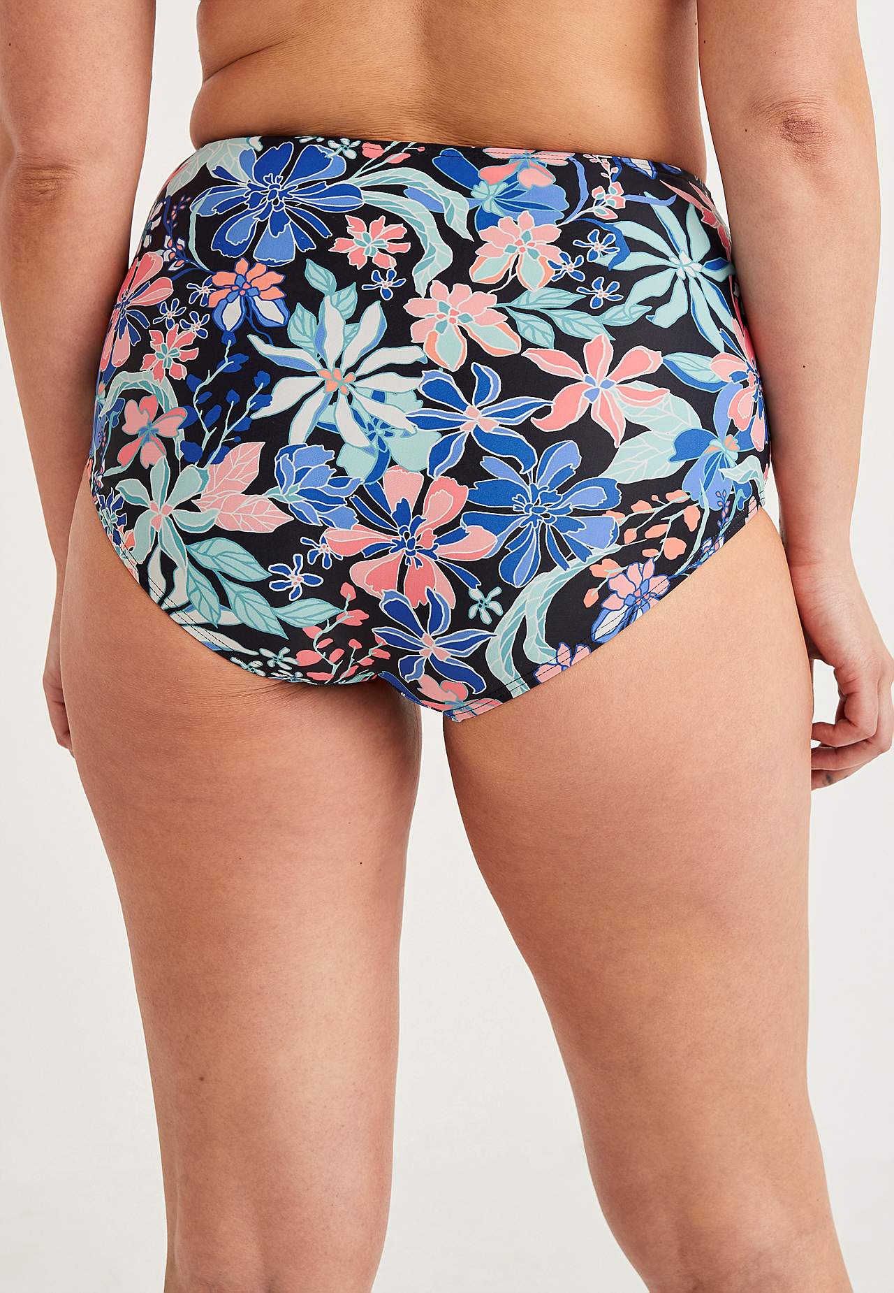 Bikini bottom with high waist