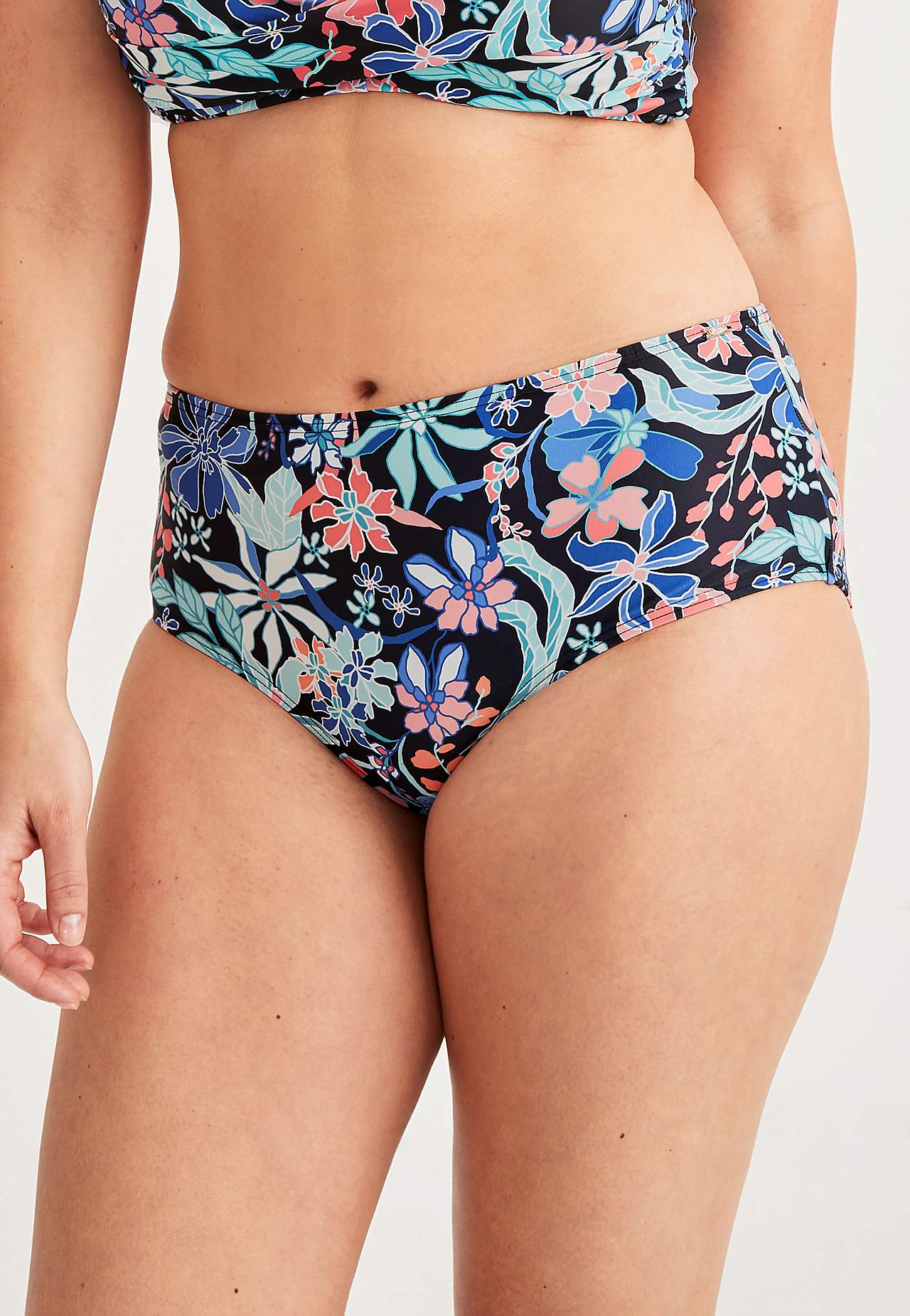 Bikini bottom with regular waist