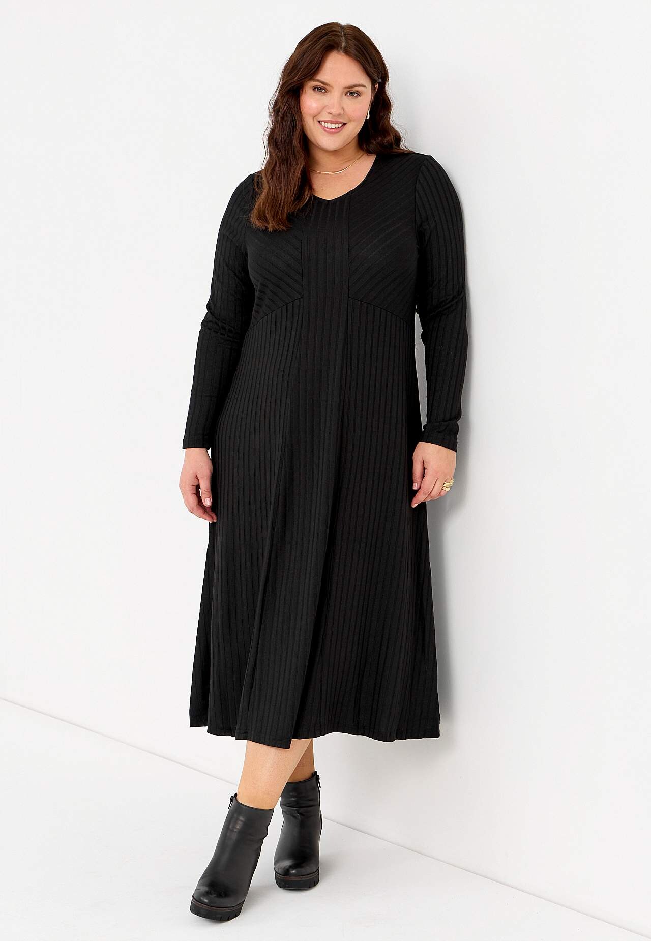 Long, rib-knit jersey dress
