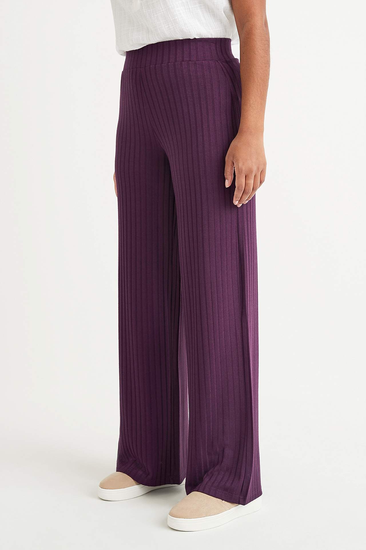 Trousers in ribbed jersey
