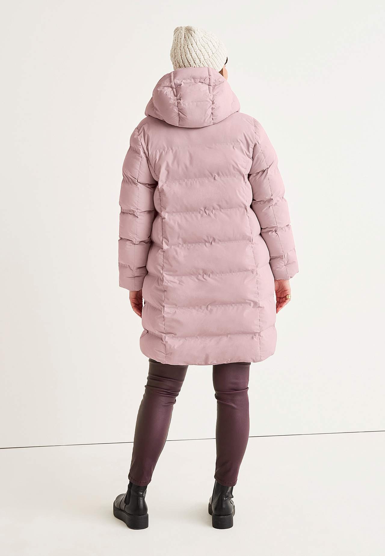 Jacket with down feel