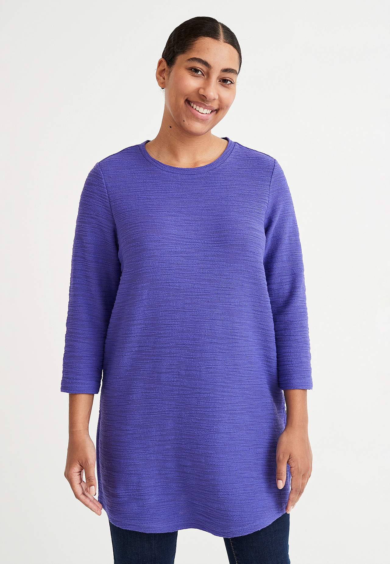 Soft tunic with 3/4 length sleeves