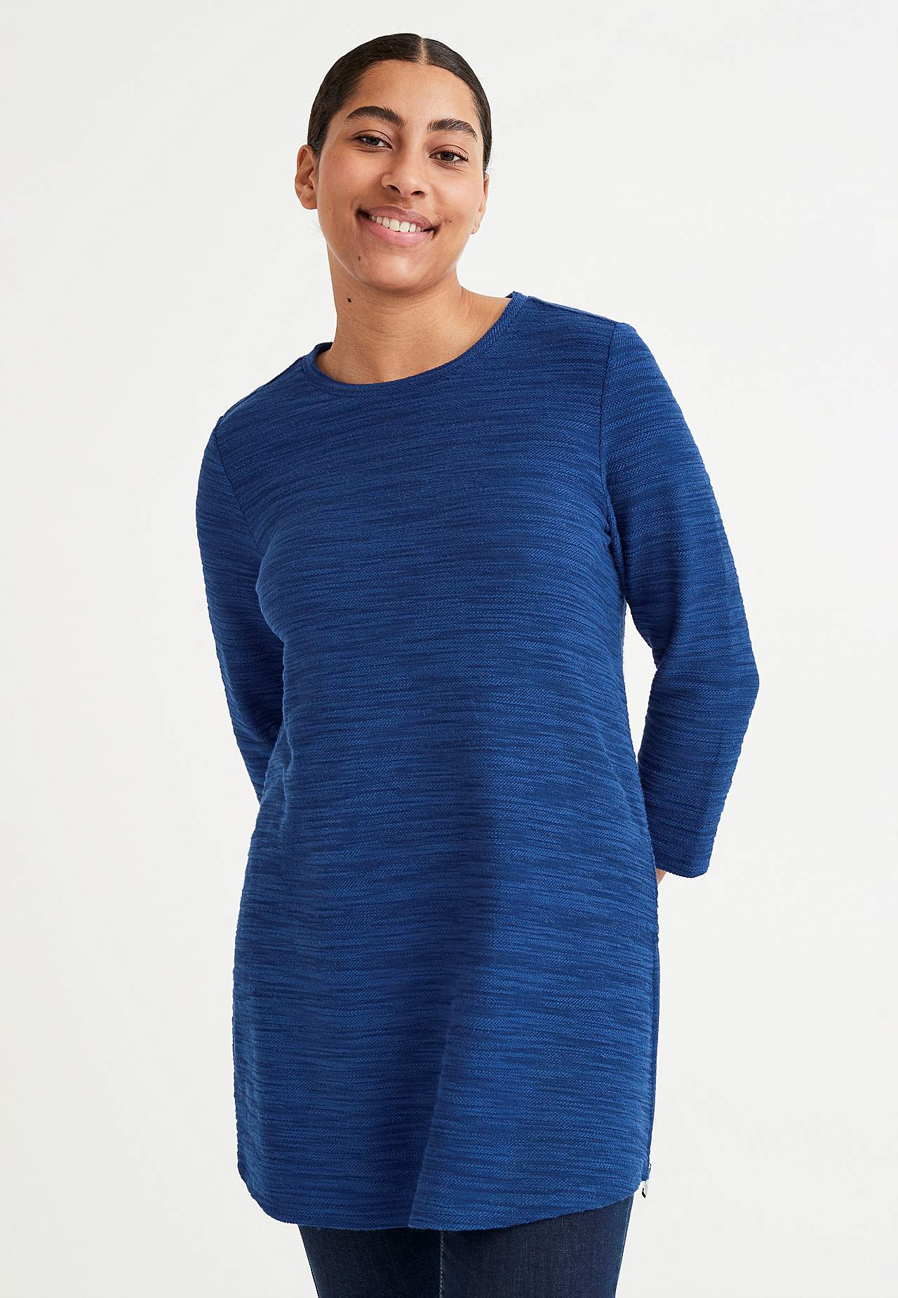 Soft tunic with 3/4 length sleeves
