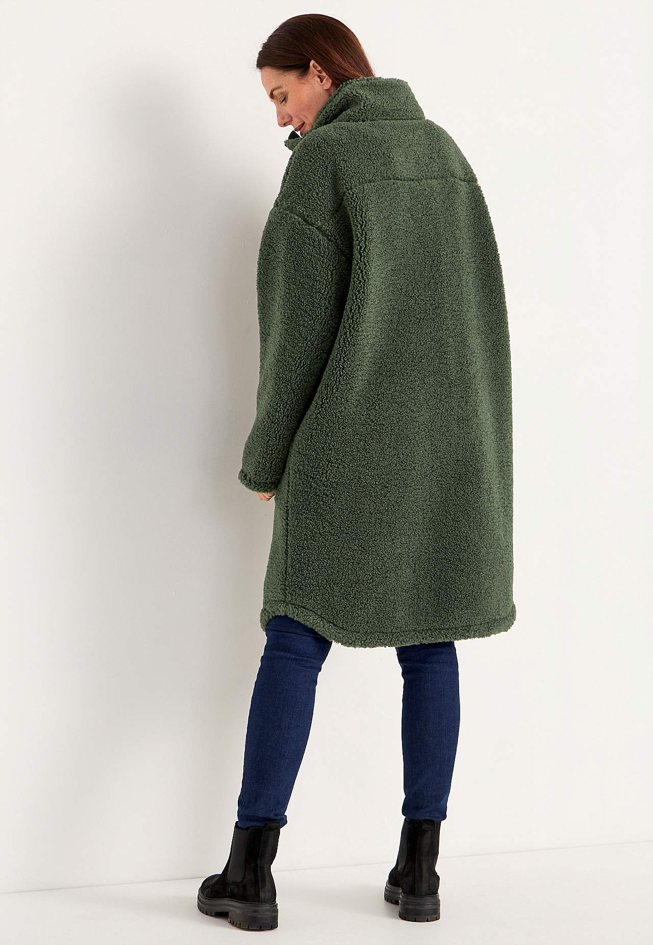 Pile jacket with high collar