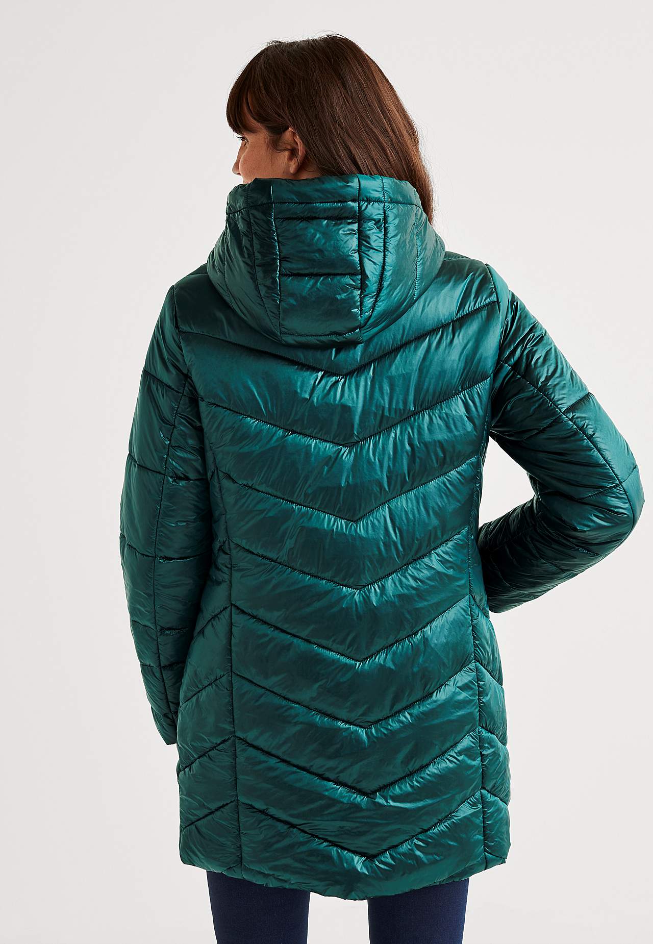 Padded jacket with shimmering fabric