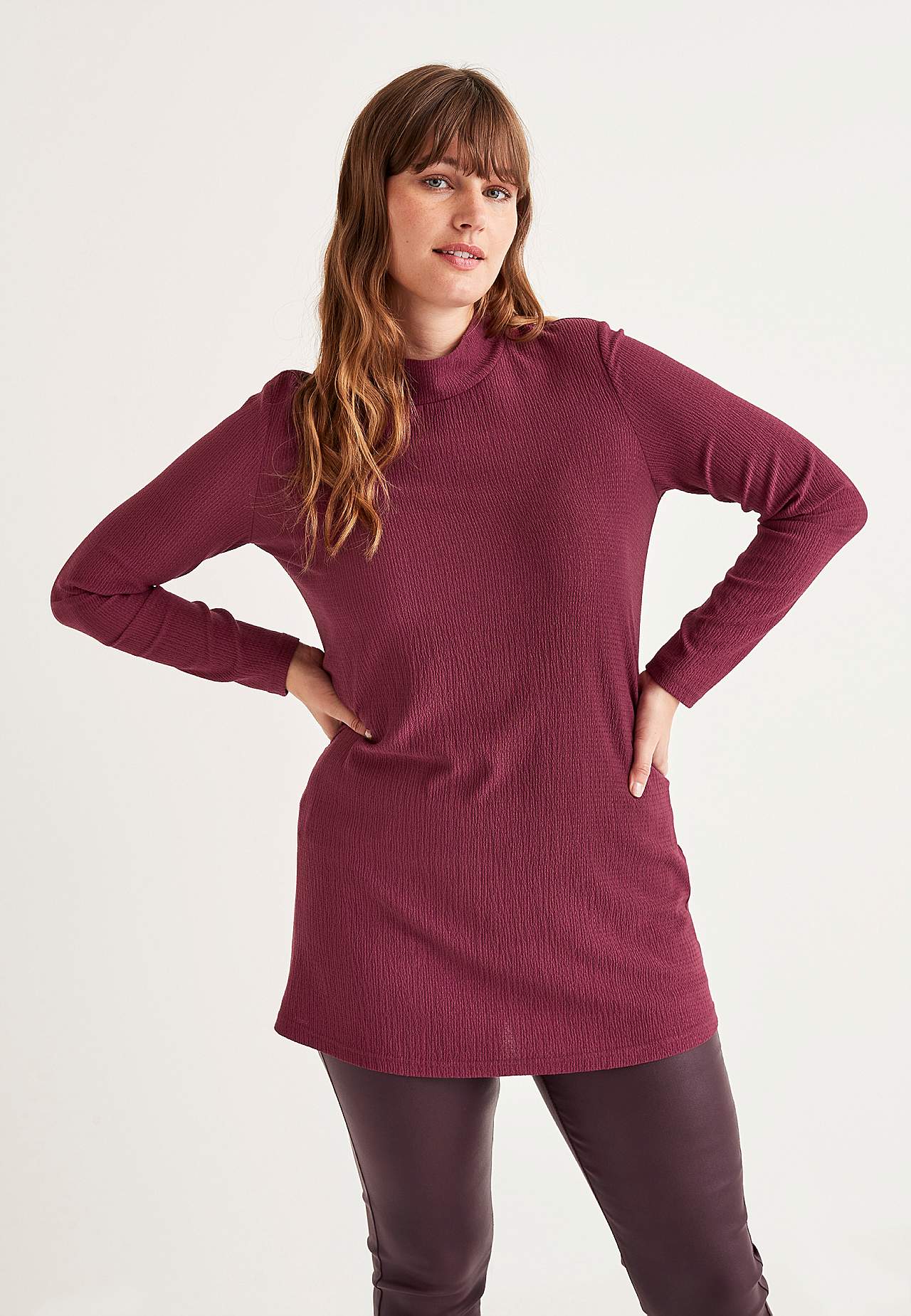 Jersey tuniq with half turtlneck and long sleeves Linda