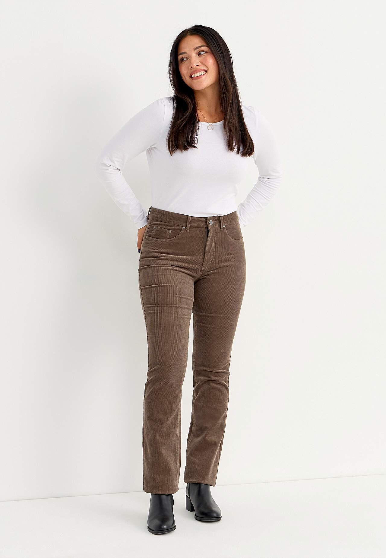 Stretchy corduroy trouser
