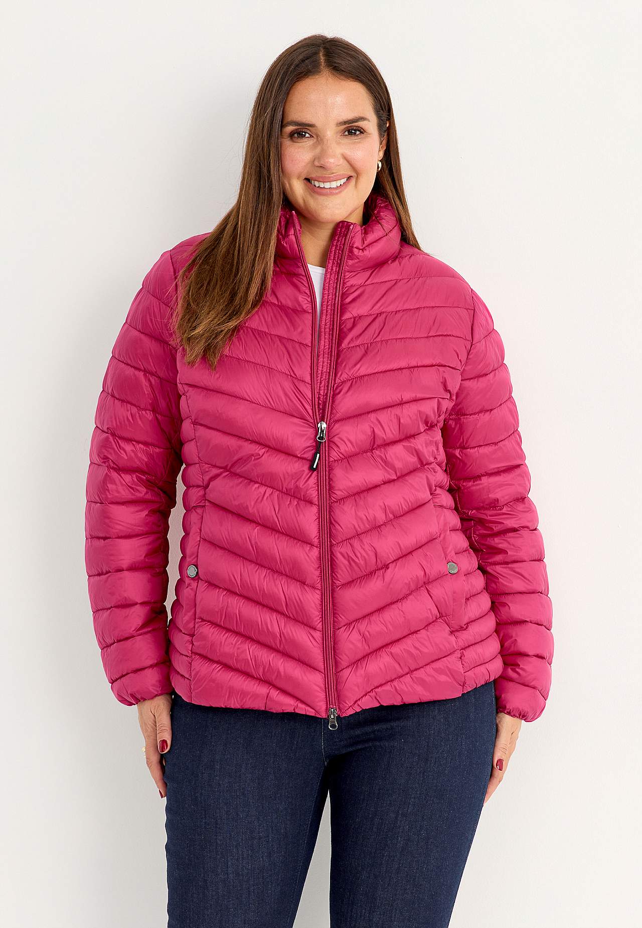 Practical, stylish lightweight jacket