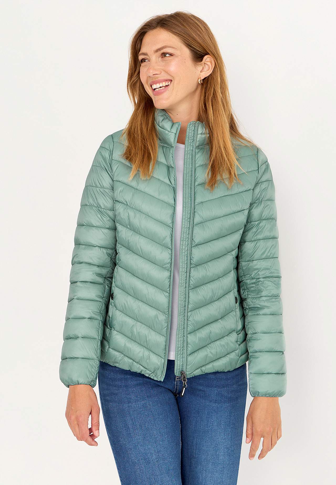 Practical, stylish lightweight jacket
