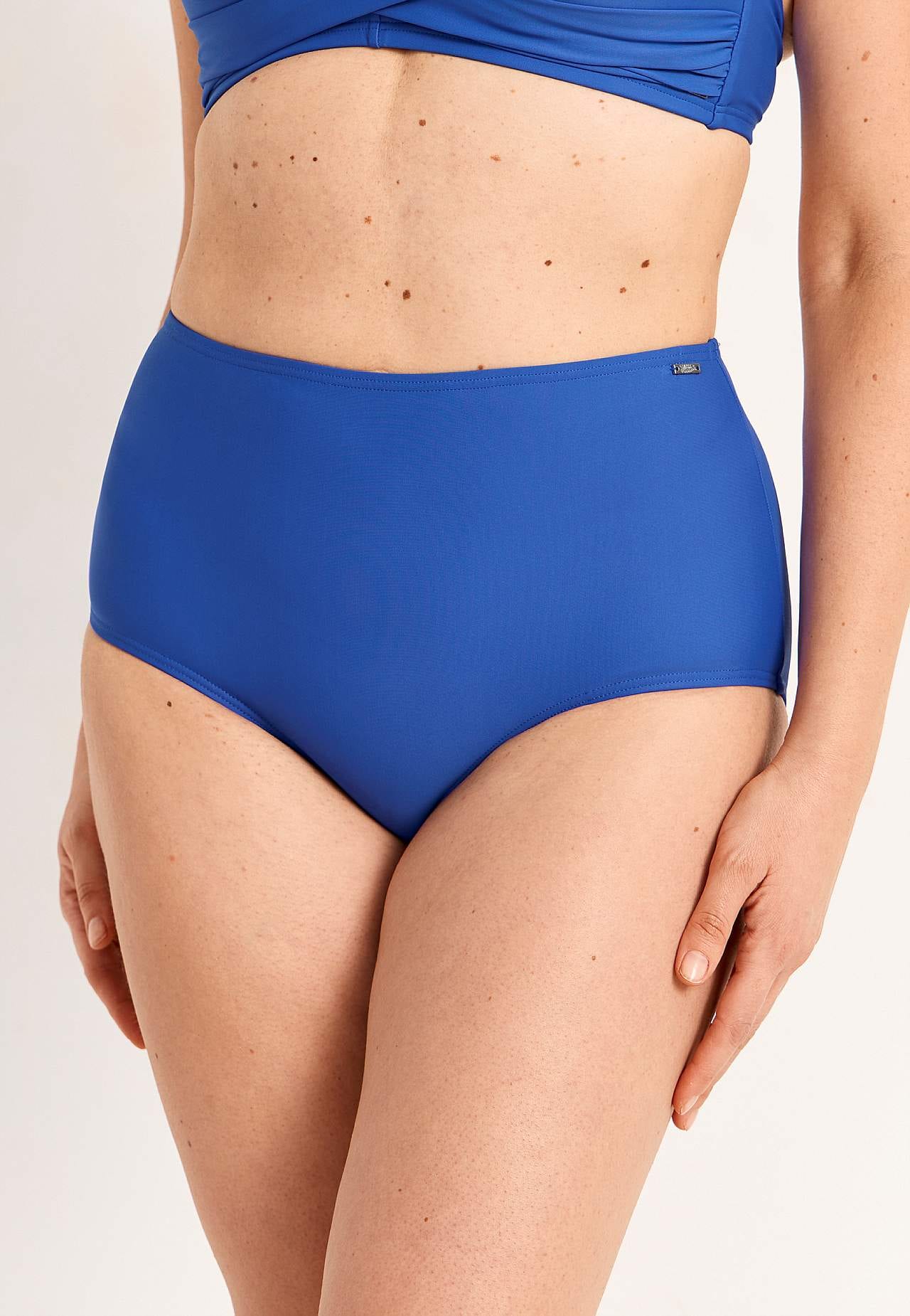 Bikini bottom with high waist