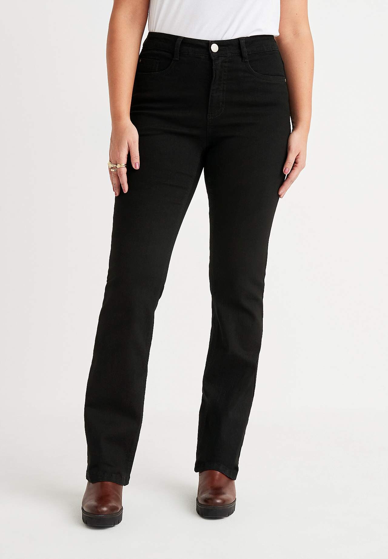 Gently flared jeans Nikita