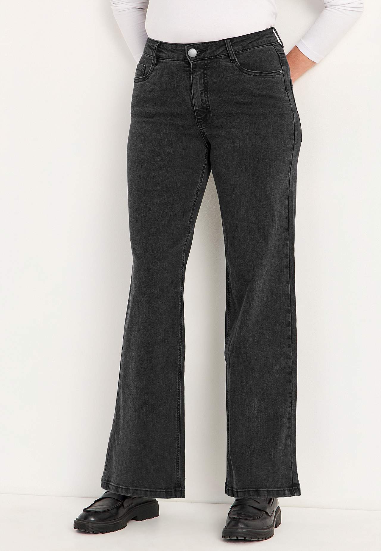 Wide jeans with high waist