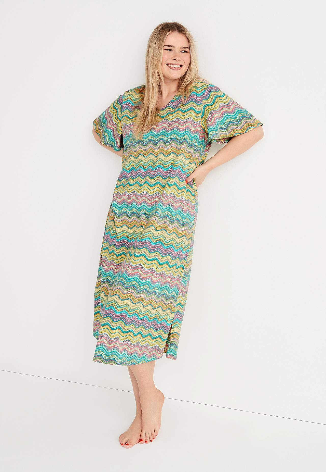 Short-sleeved nightdress Anne