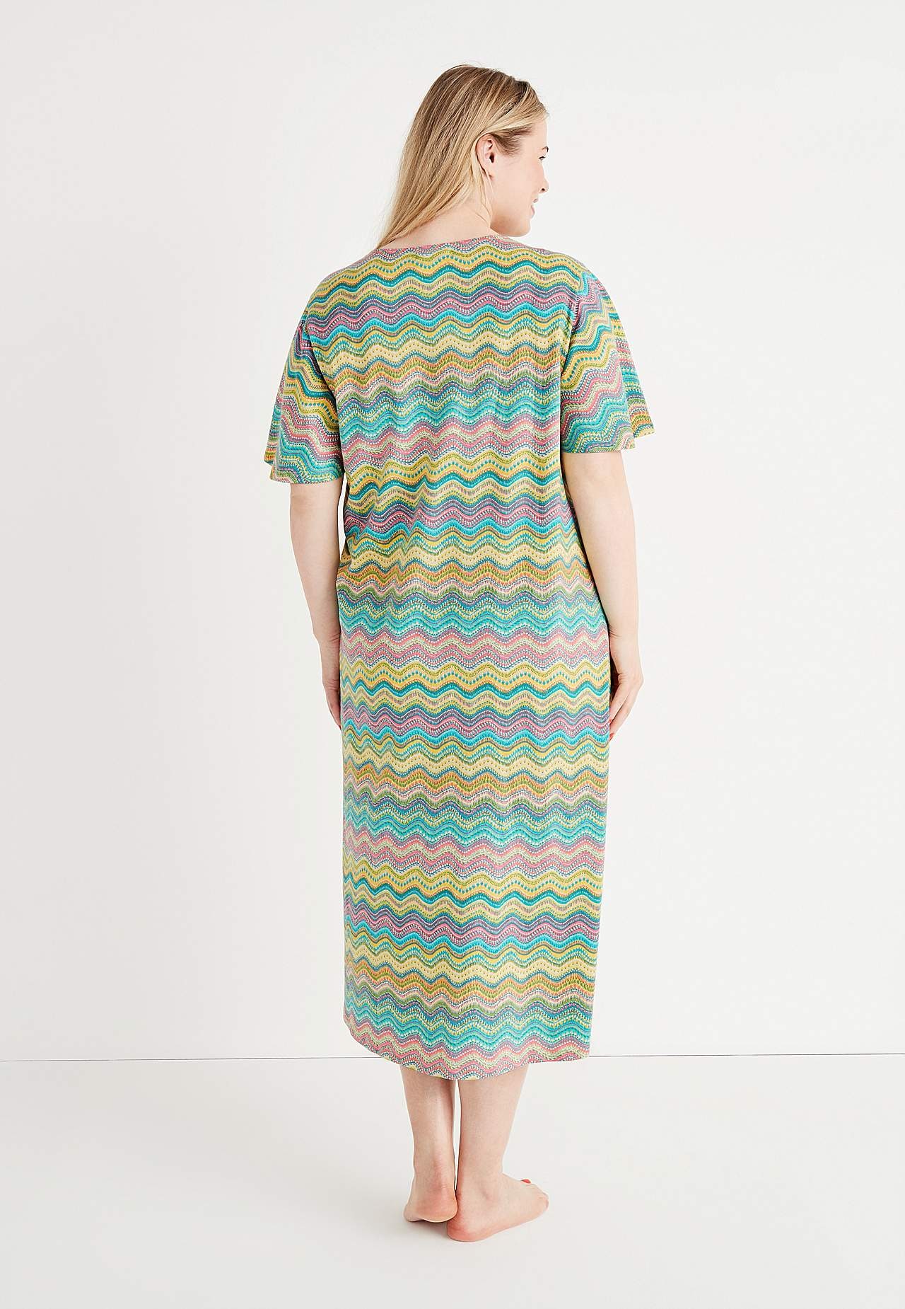 Short-sleeved nightdress Anne