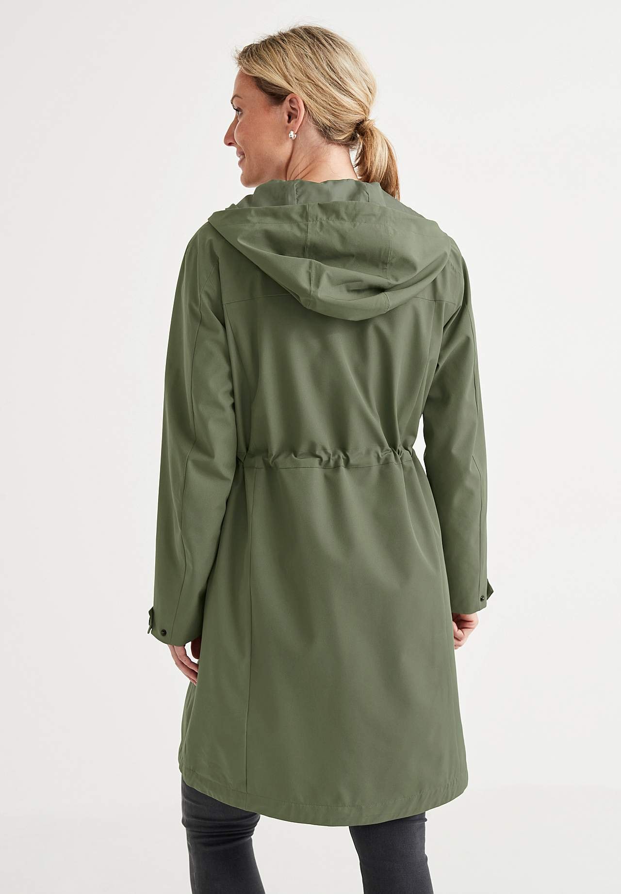 Wind- and water-repellent jacket Cloudia