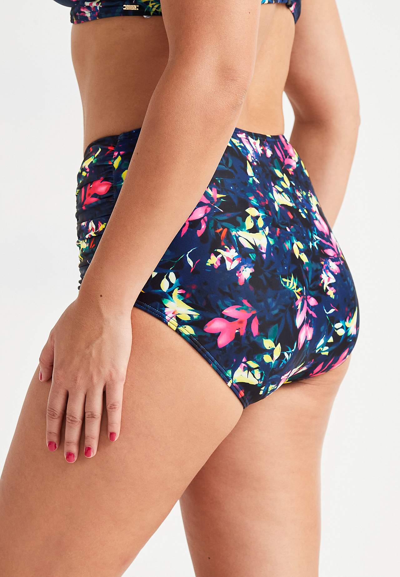 Bikini bottom with high waist