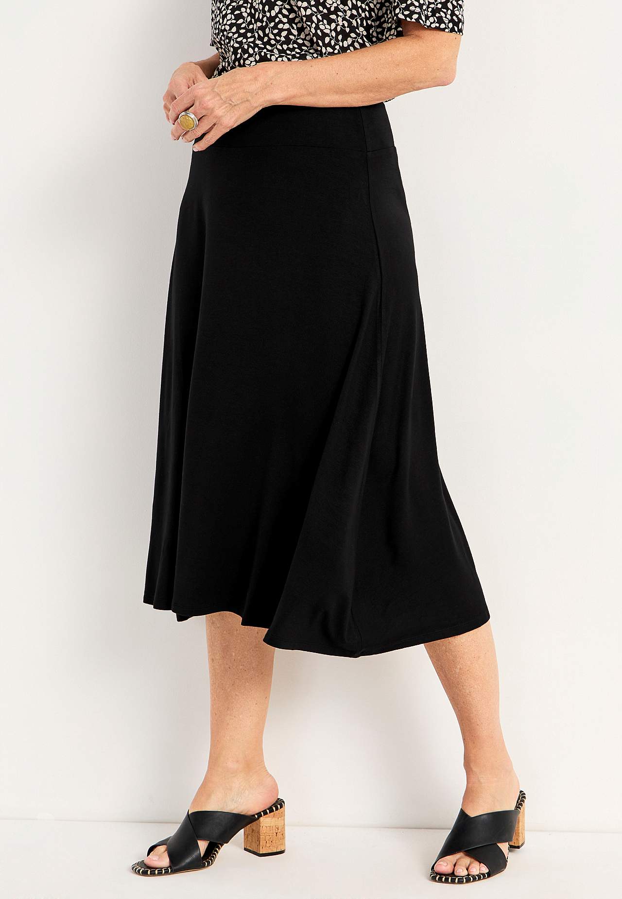 Long, flared jersey skirt