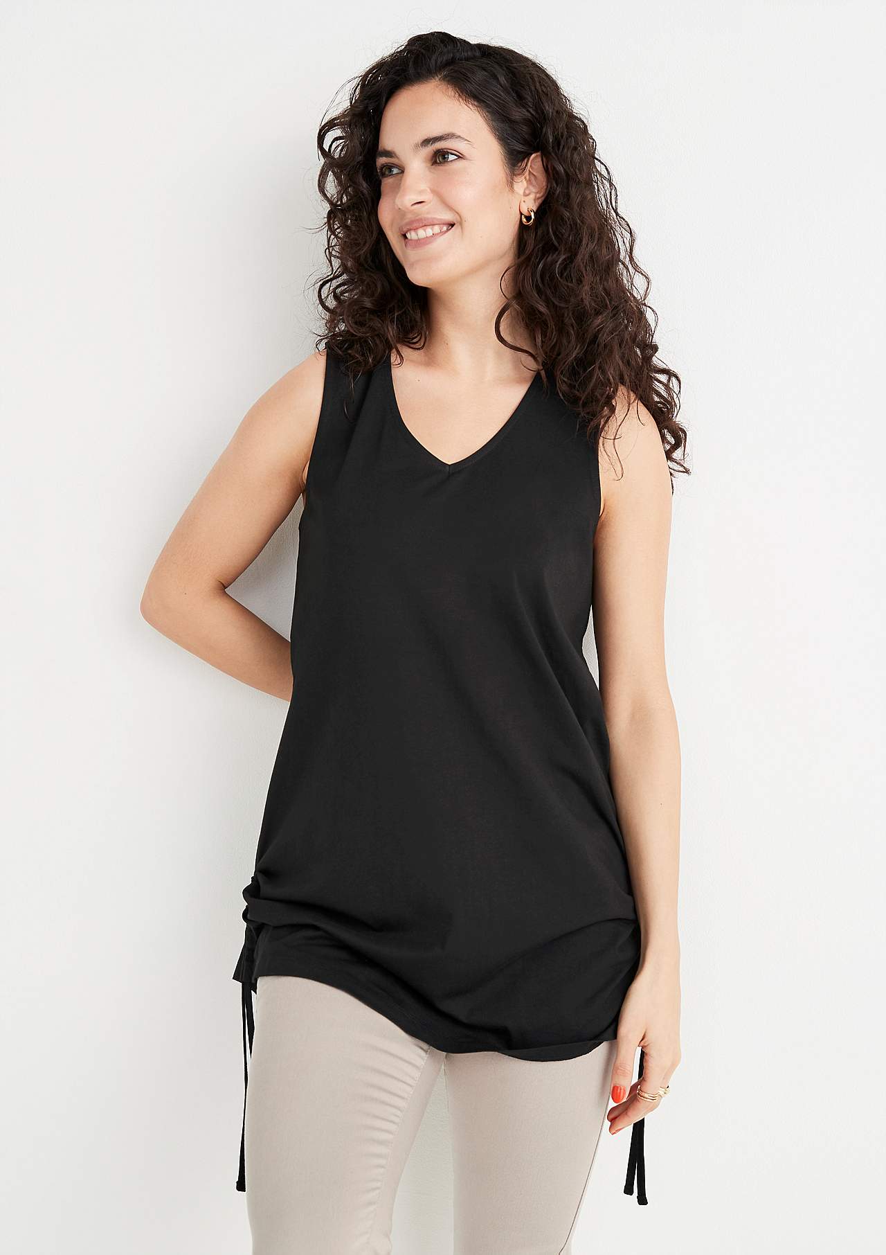 Sleeveless jersey tops with two different lengths 2-pack