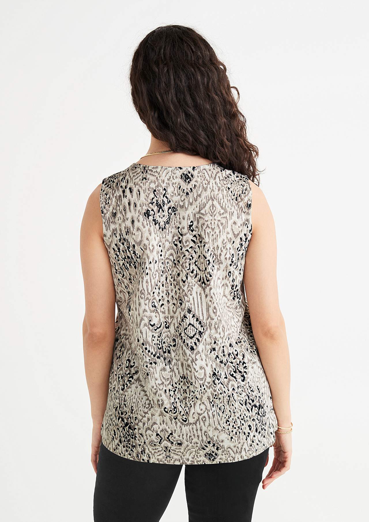 Sleeveless jersey tops with two different lengths 2-pack