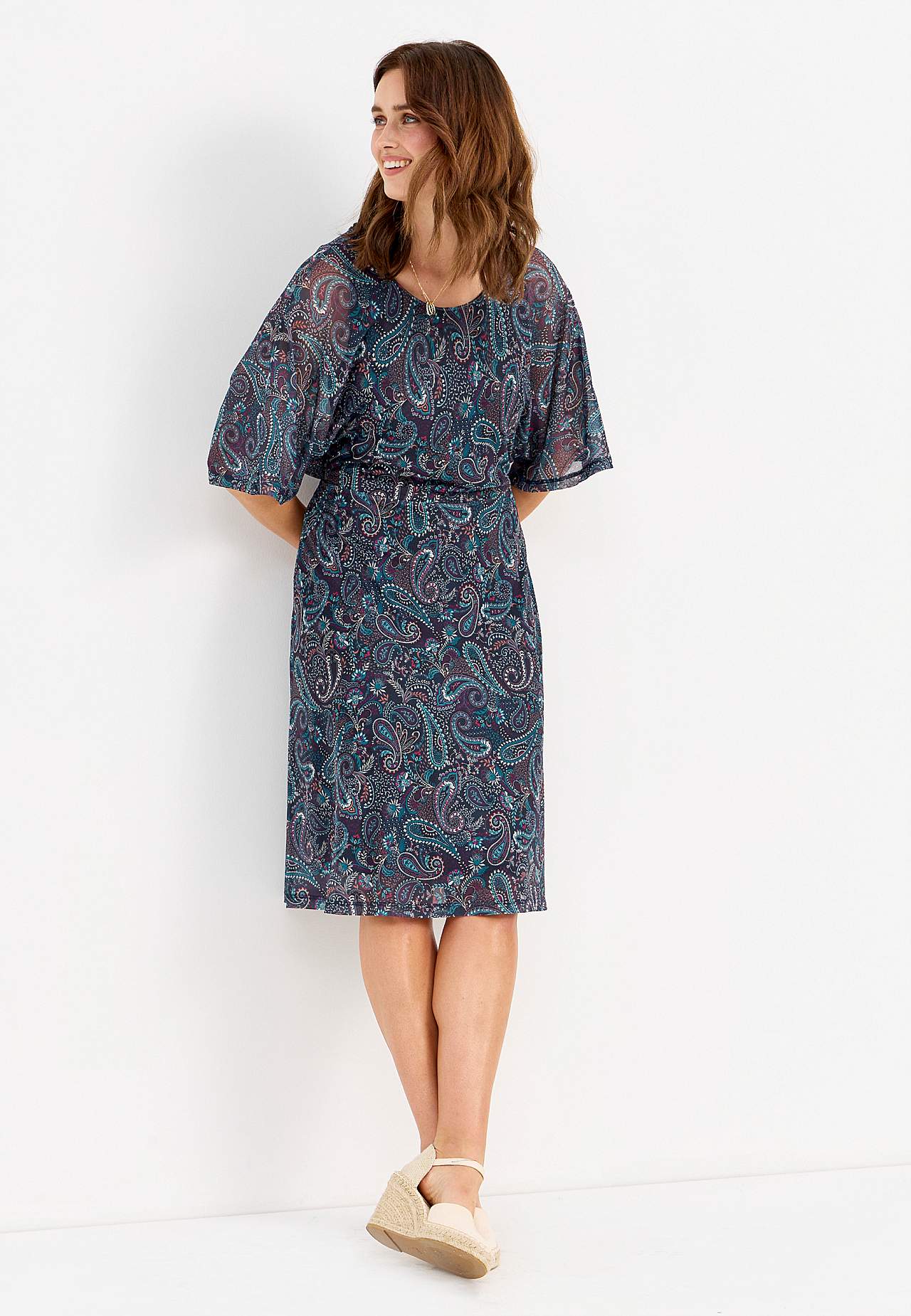 Jersey dress in mesh