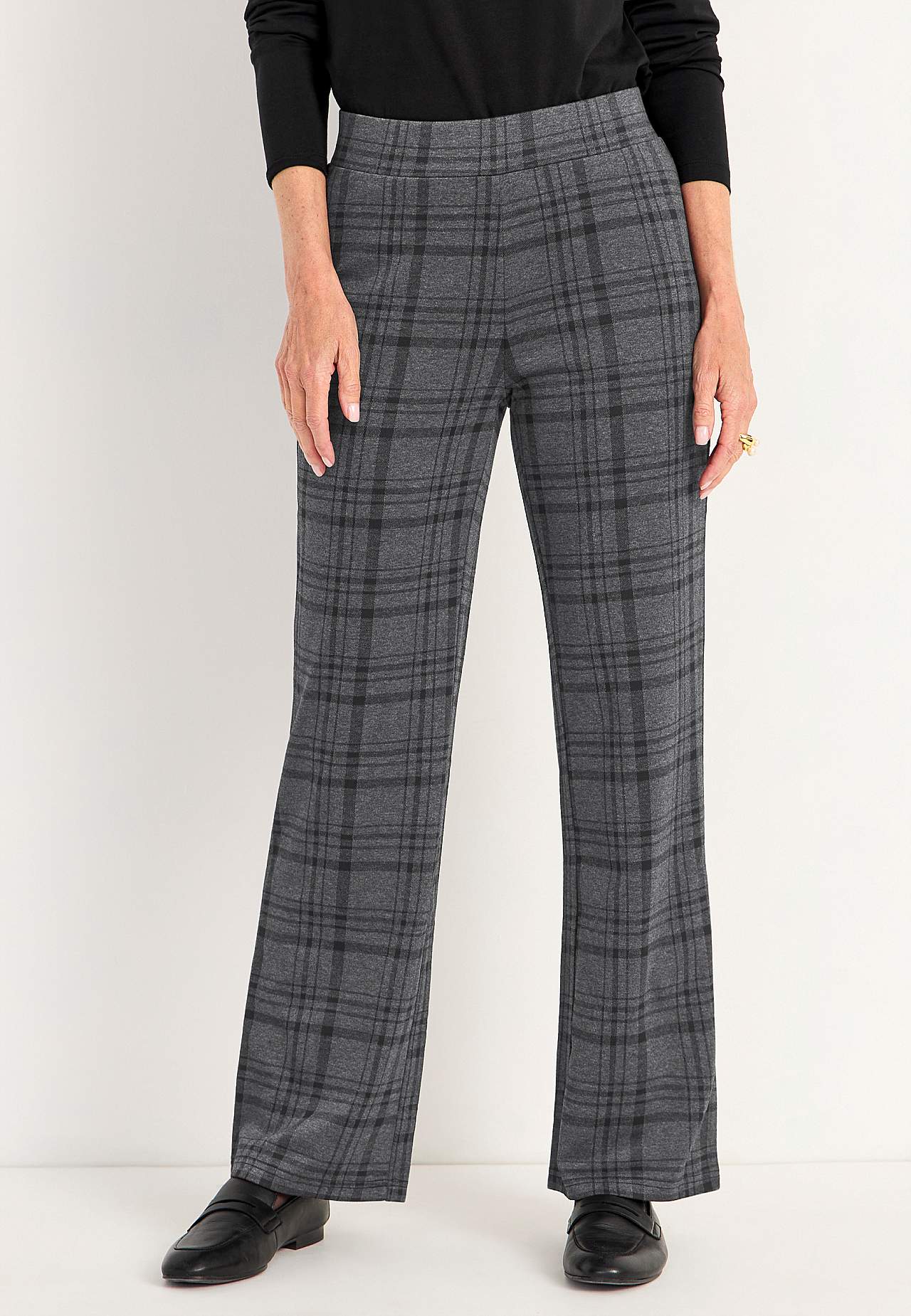 Jersey pants with straight legs