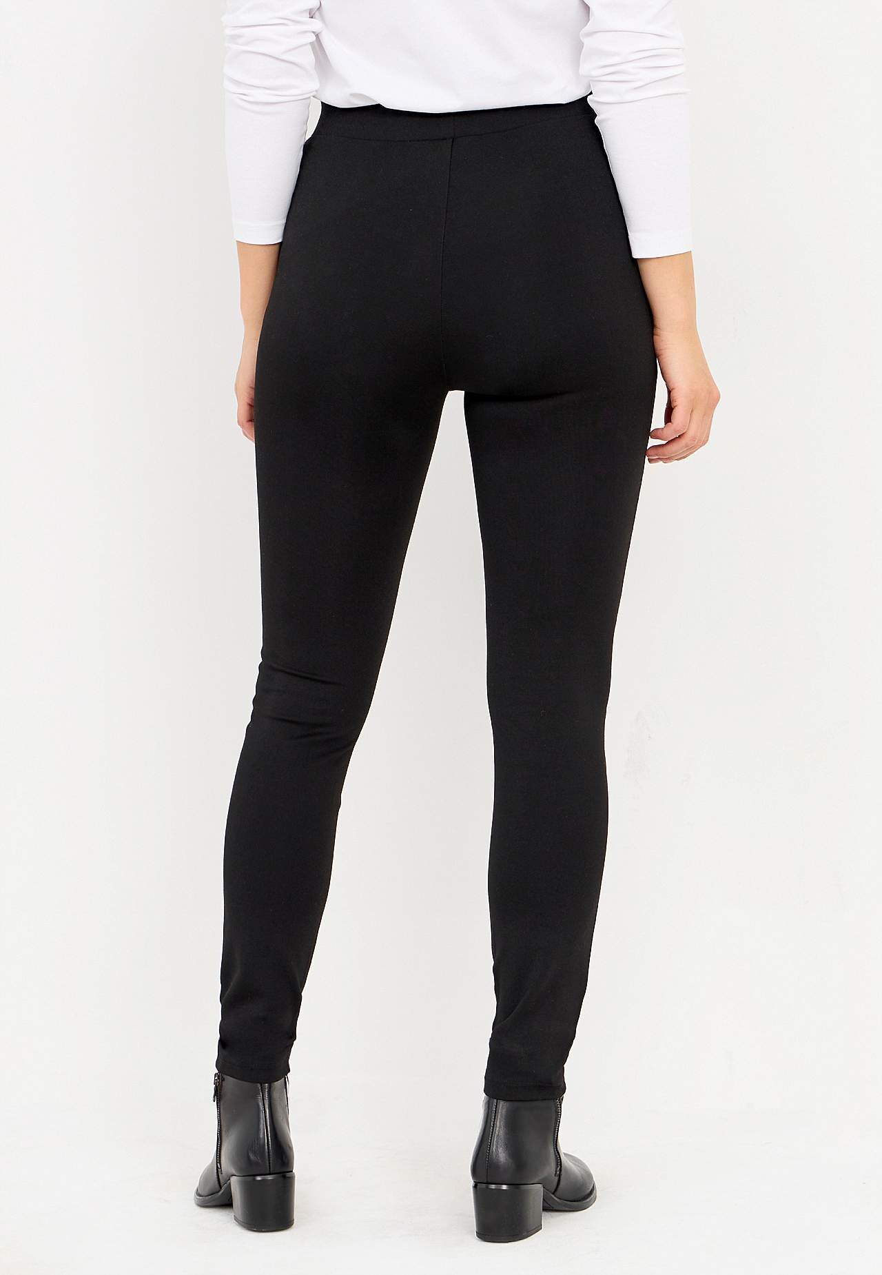 Leggings with coated front section