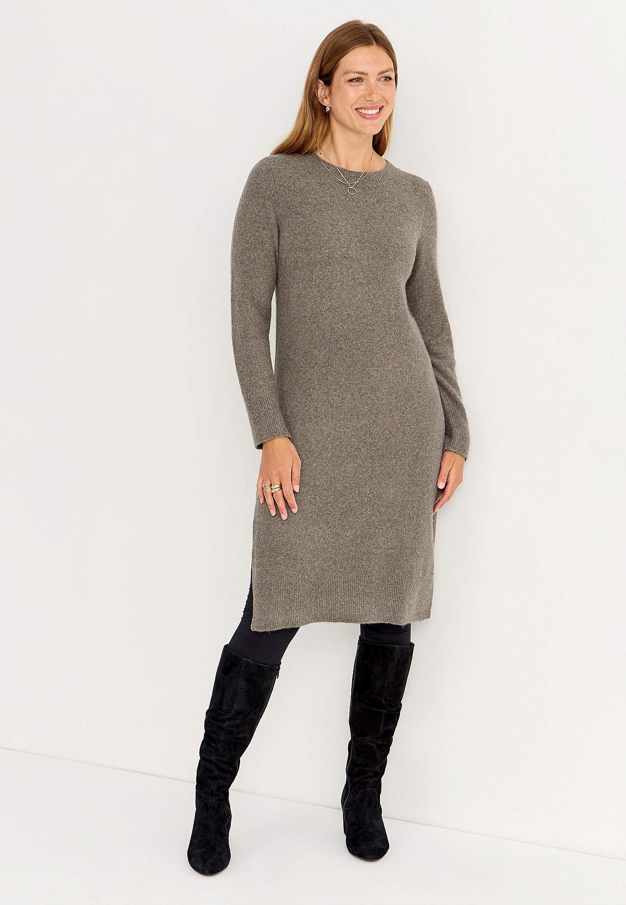 Knitted, soft dress