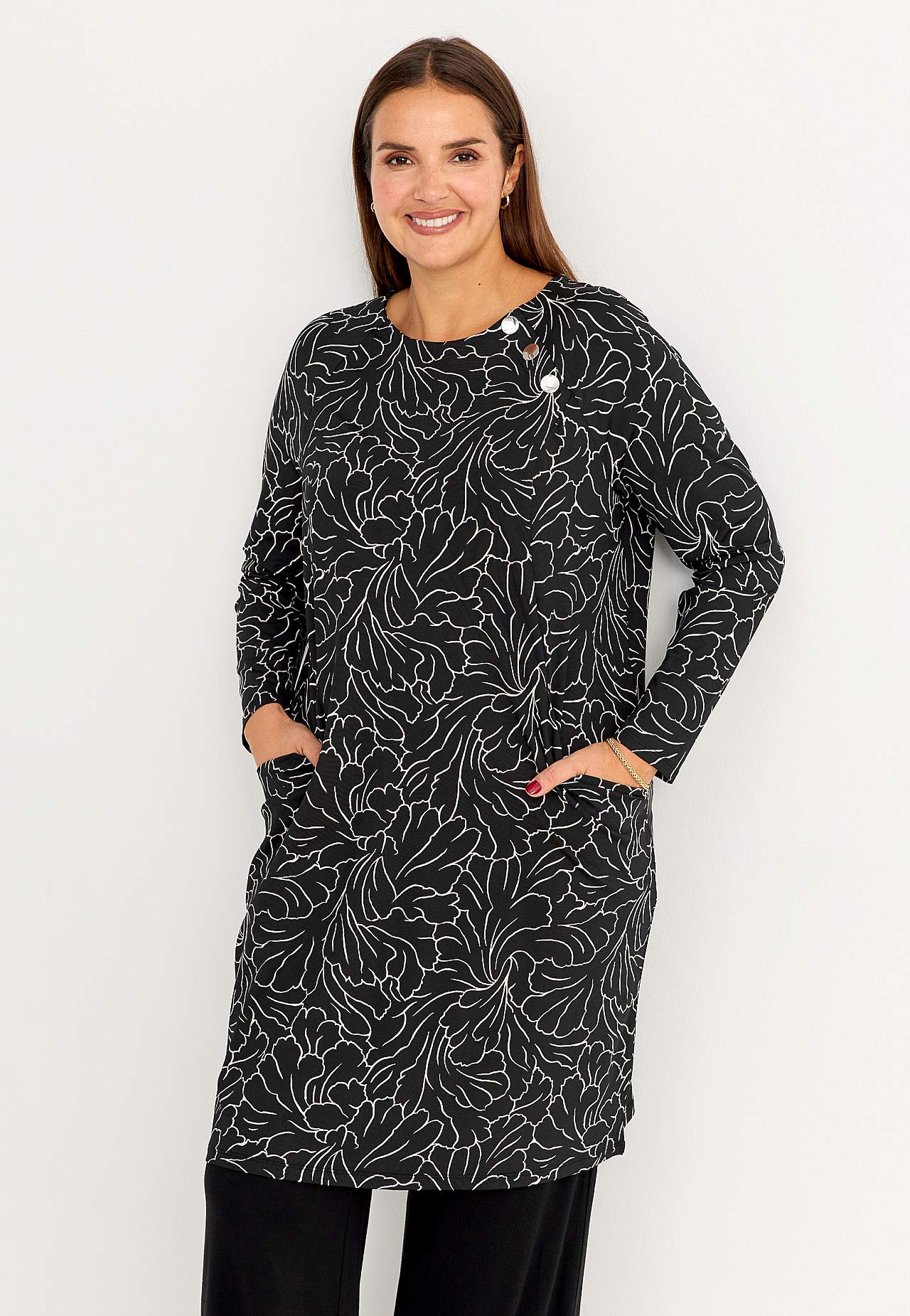 Patterned jersey dress with pockets
