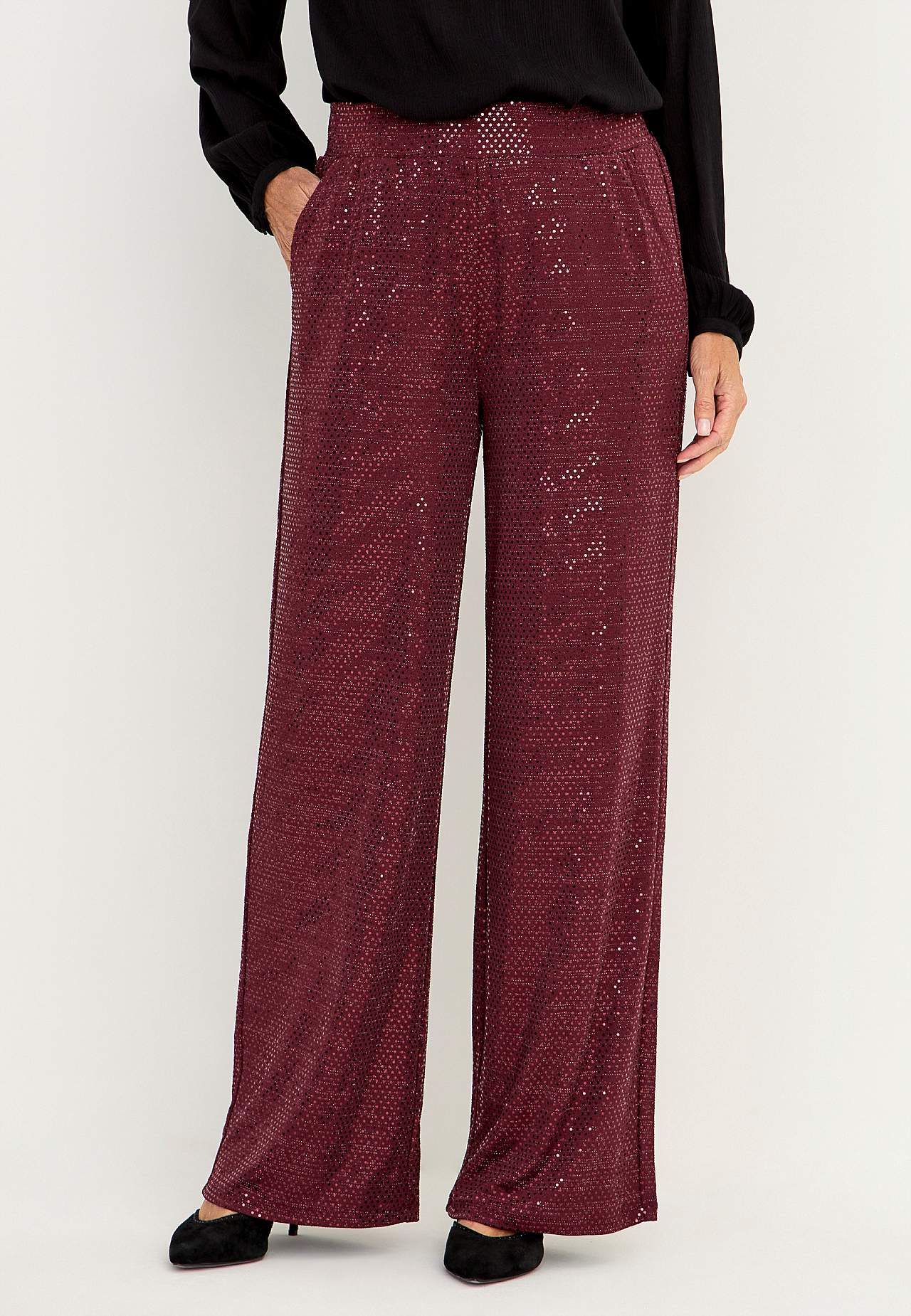 Party trousers with paillettes