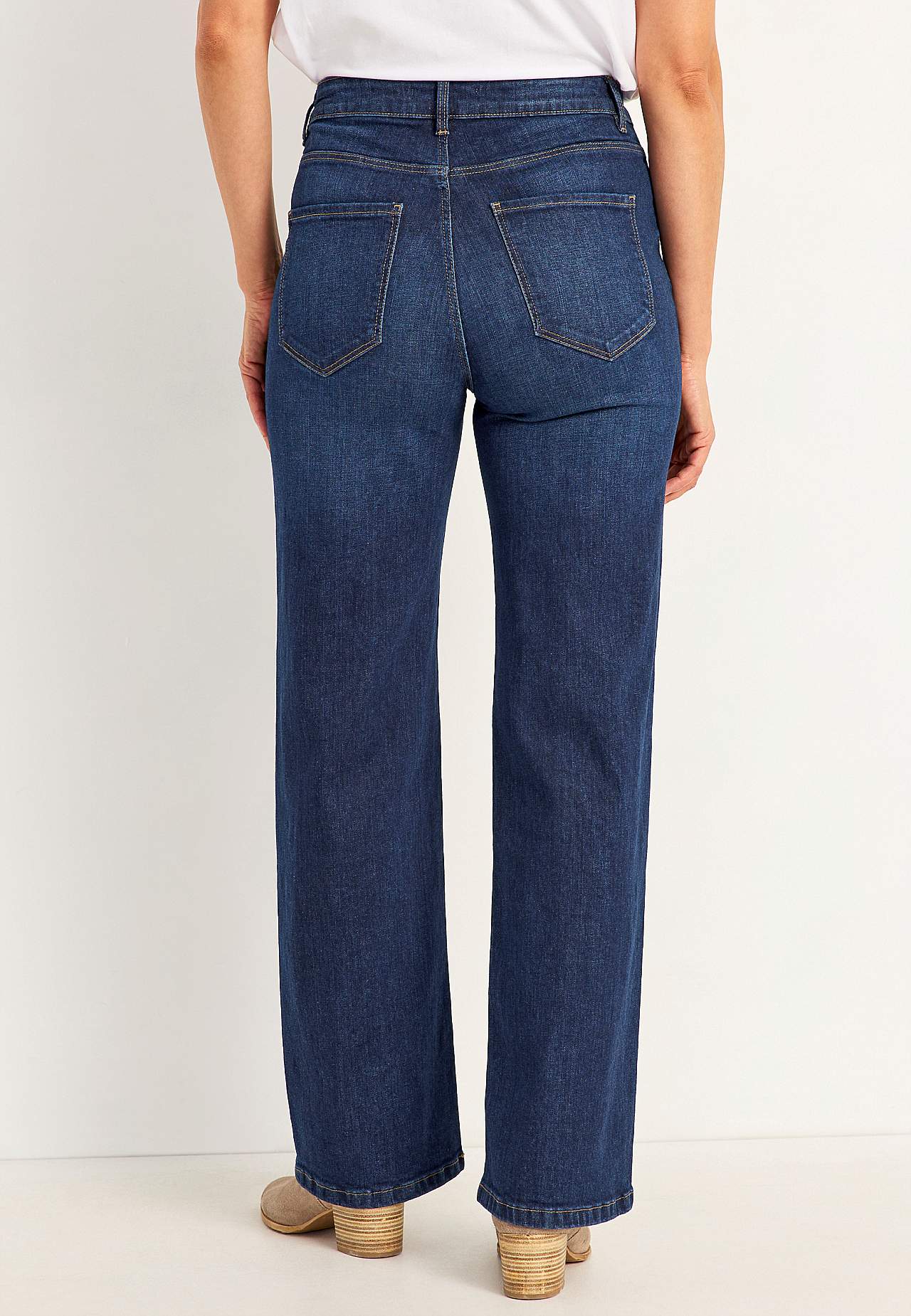 Stretch jeans with high waist