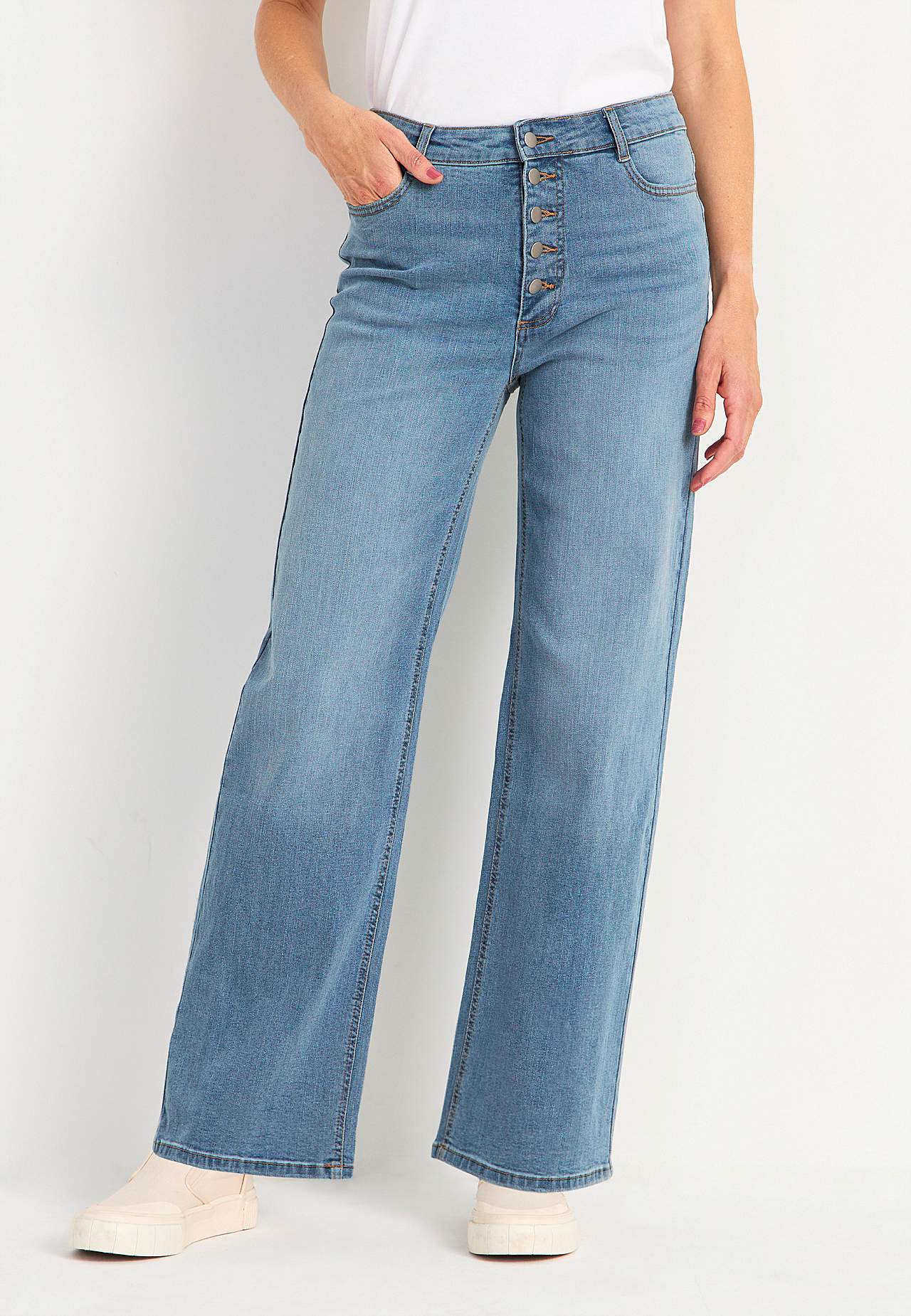 Stretch jeans with high waist