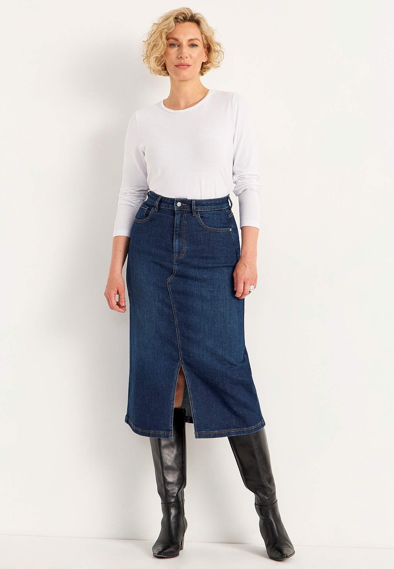 Denim skirt with slit at front