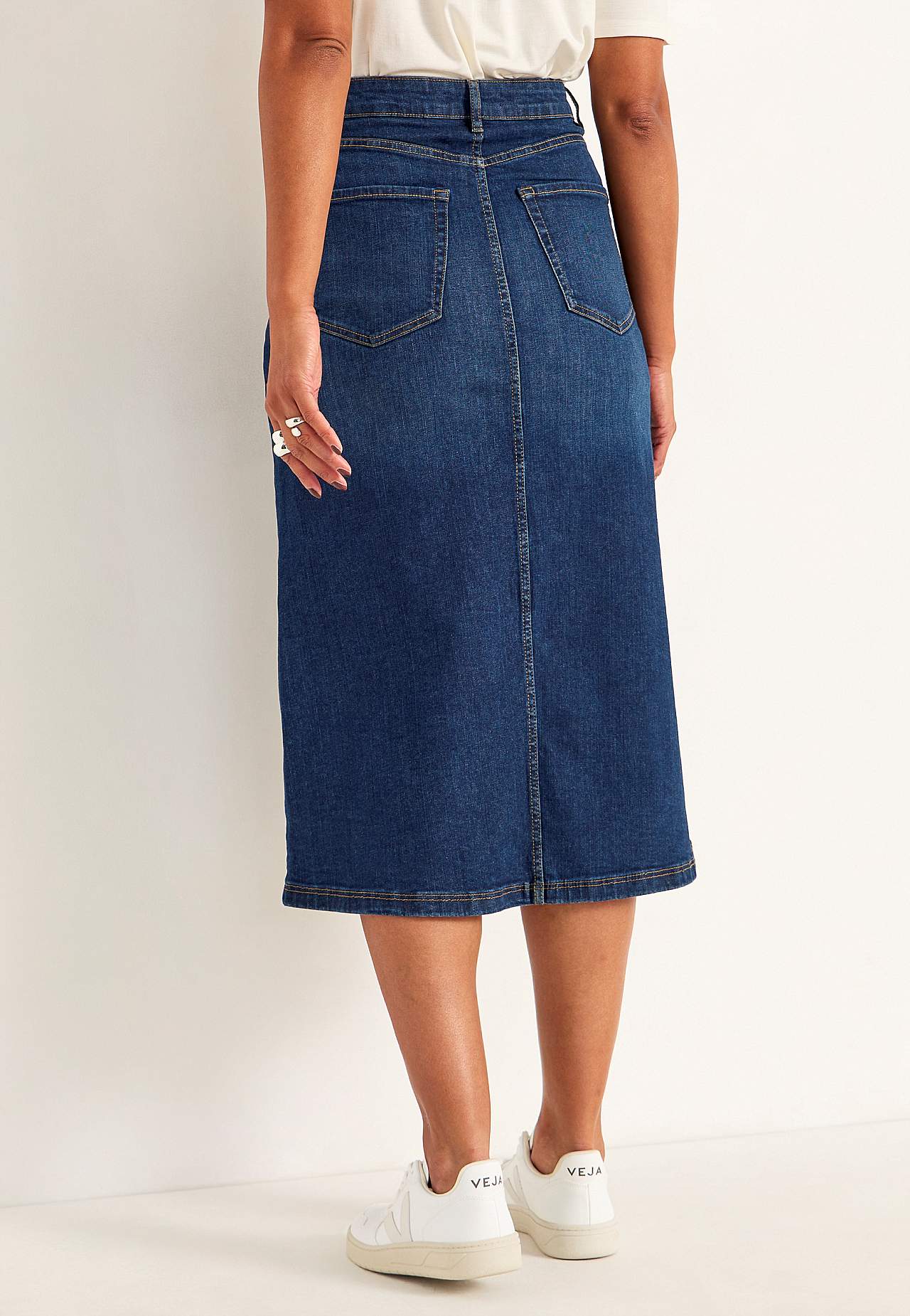 Denim skirt with slit at front