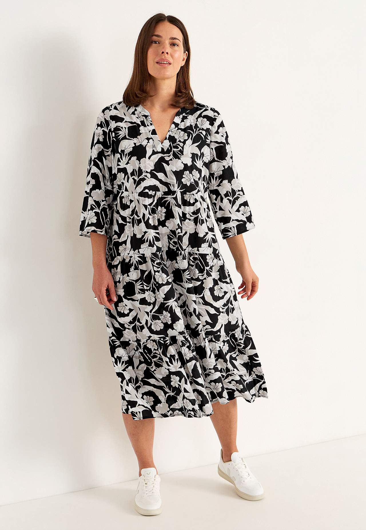 Dress with flounces